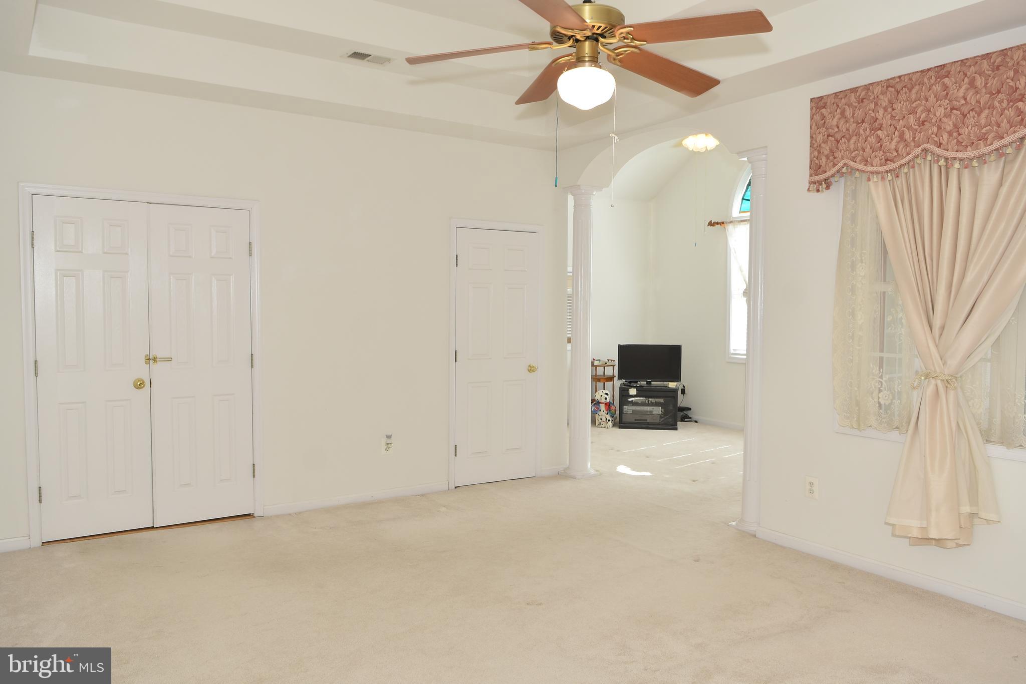 LEWIS PARK - Residential