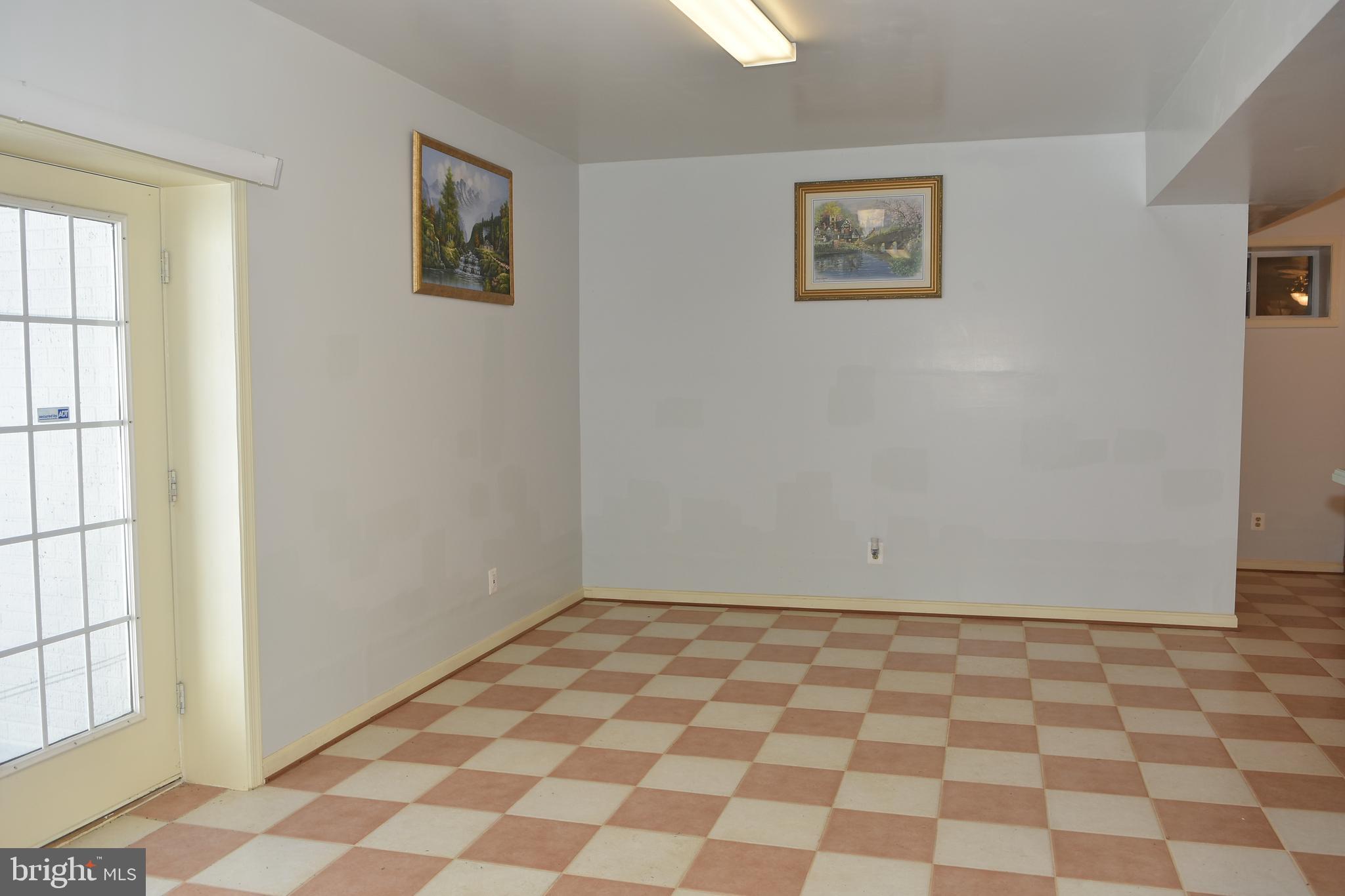 LEWIS PARK - Residential