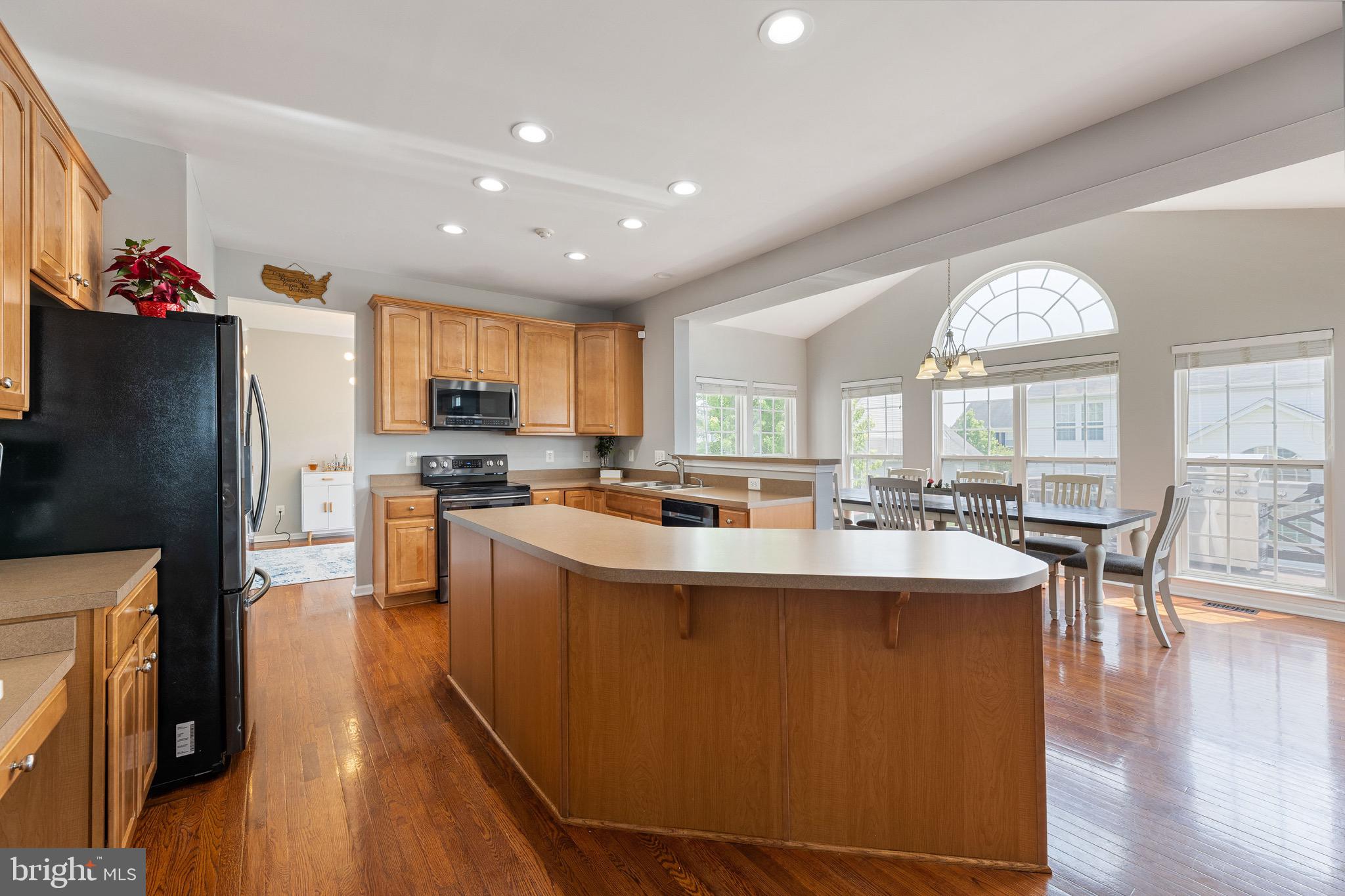 LAKELAND PLACE - Residential