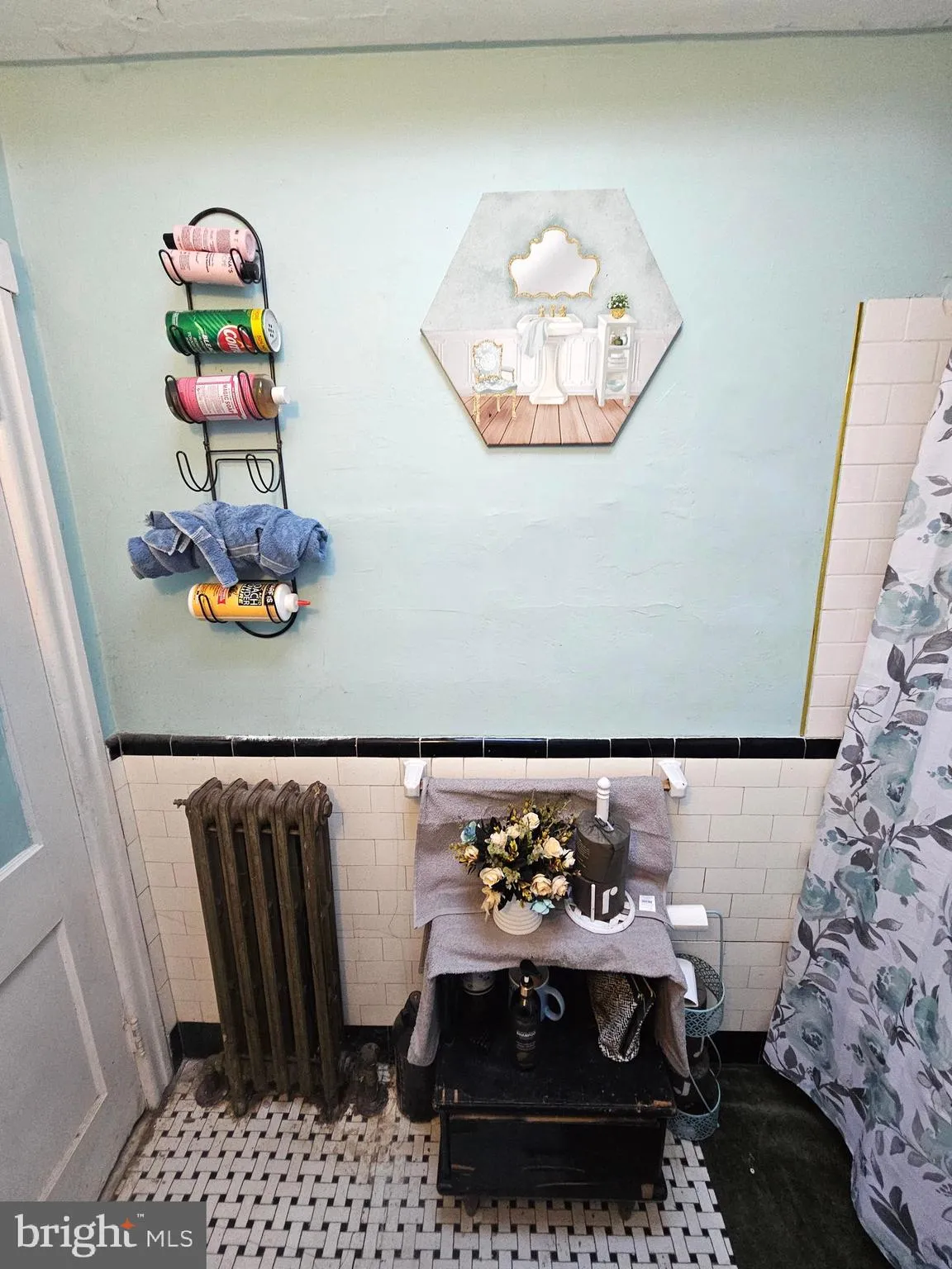 Philadelphia, Pennsylvania 19138, United States, 3 Bedrooms Bedrooms, ,1 BathroomBathrooms,Residential,Active,241396