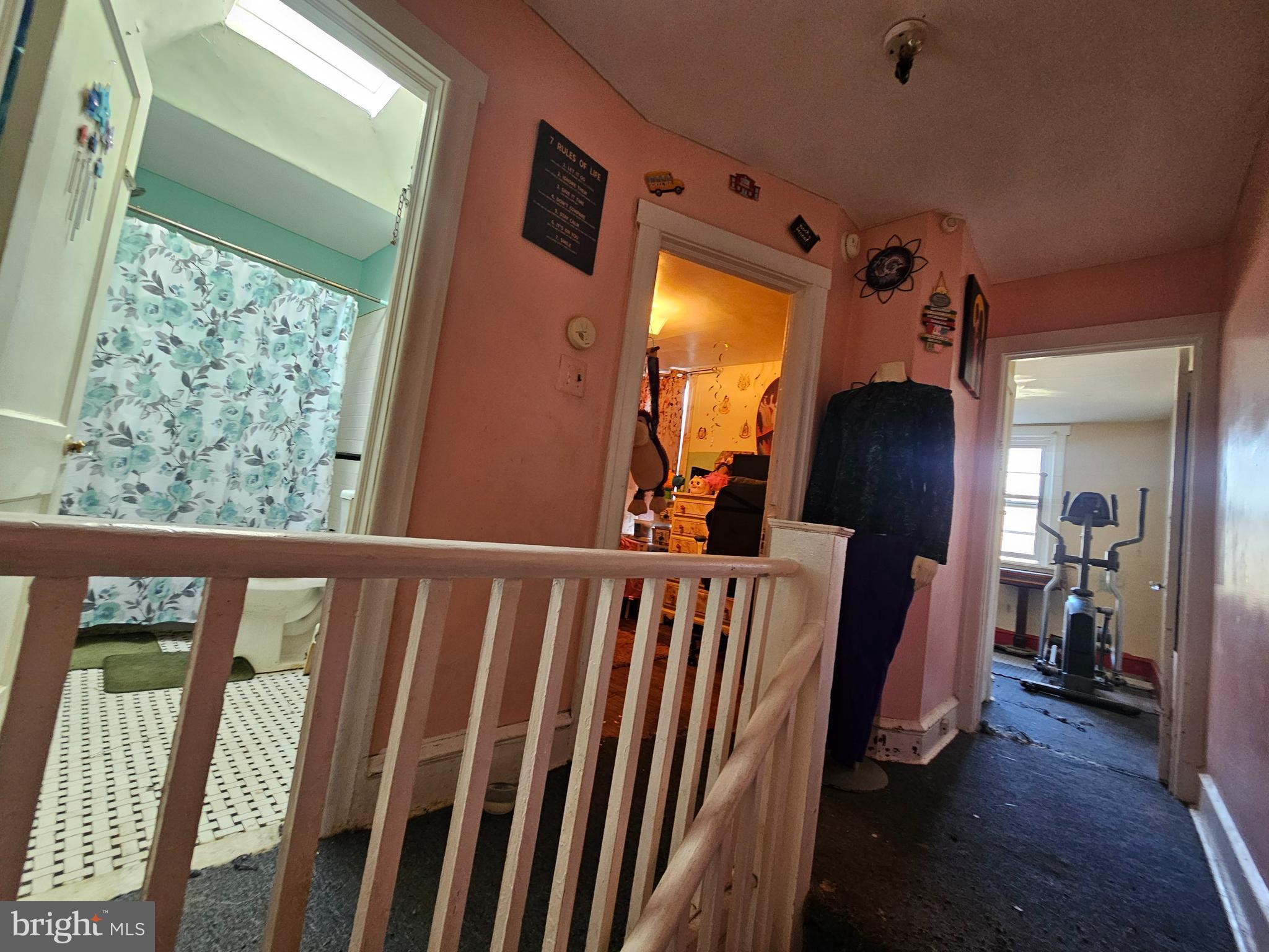 WEST OAK LANE - Residential