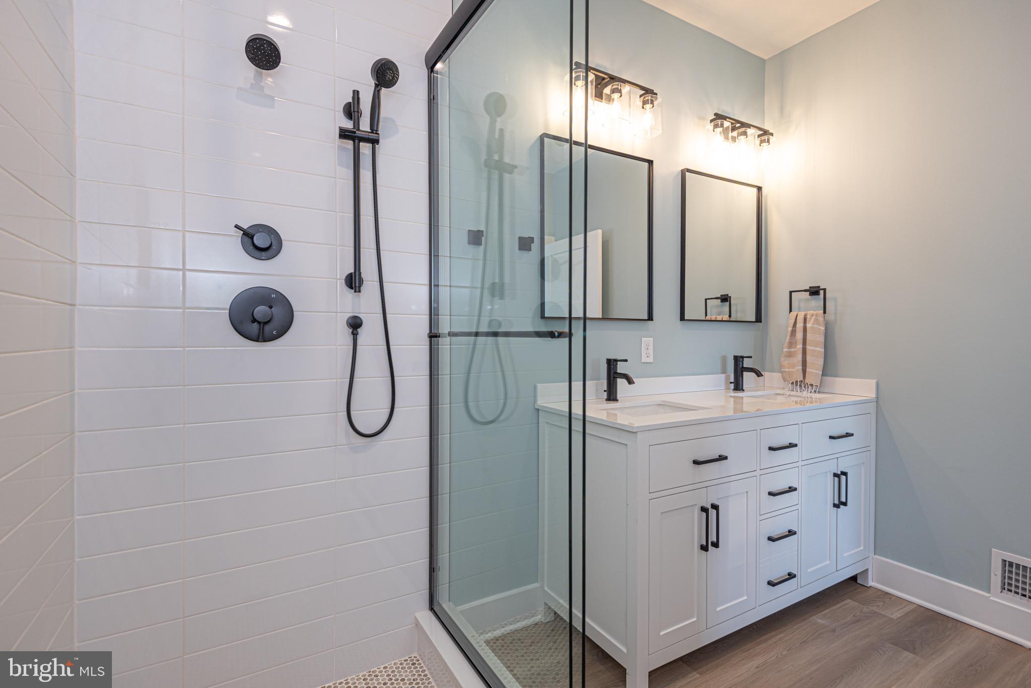 LITTLE SALISBURY - Residential