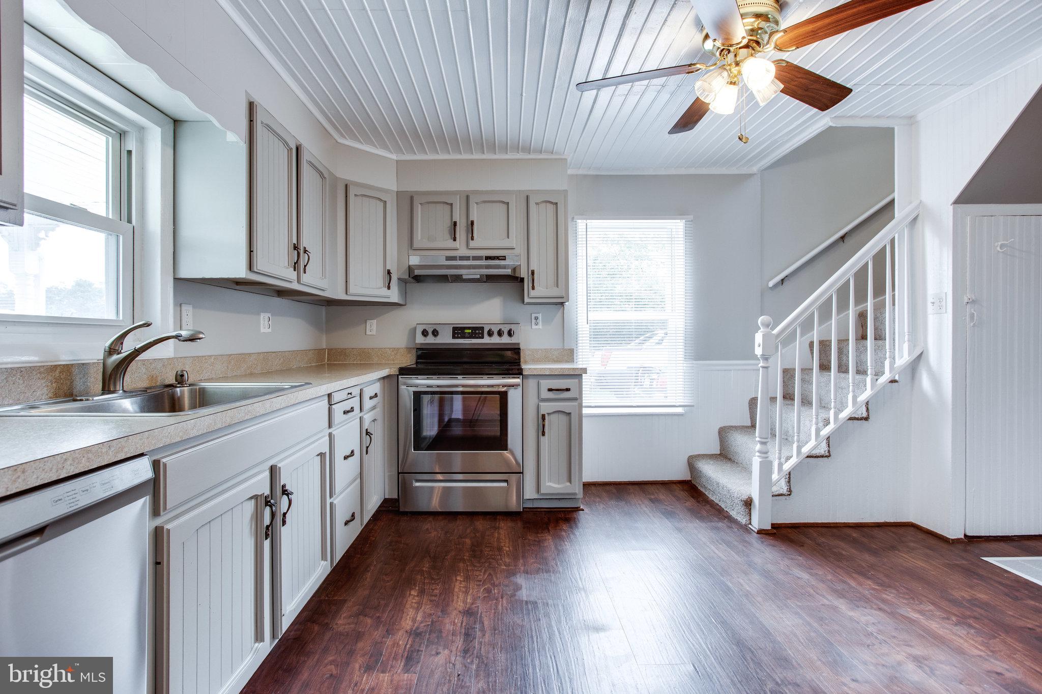 DAMASCUS OUTSIDE - Residential