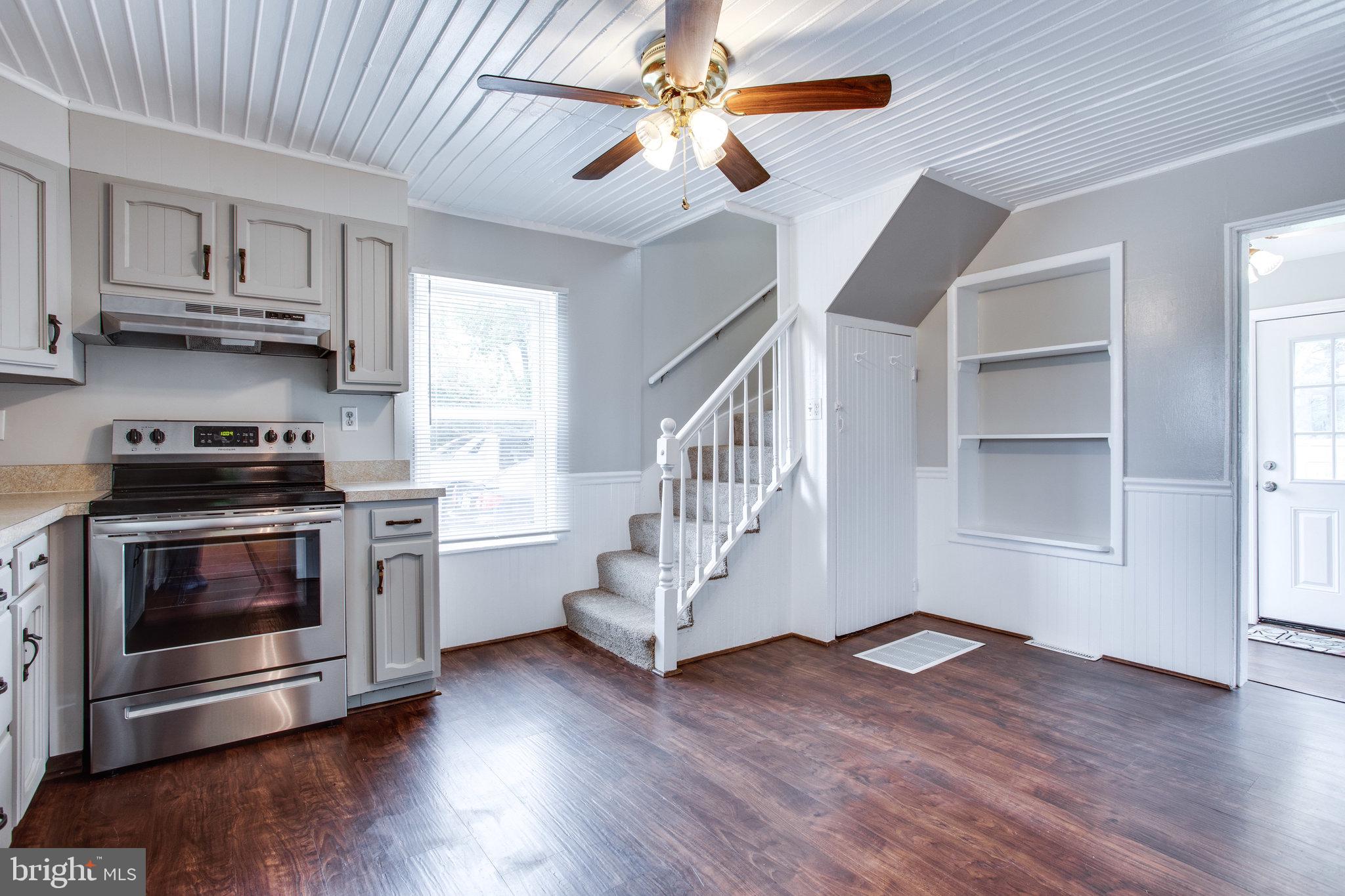 DAMASCUS OUTSIDE - Residential