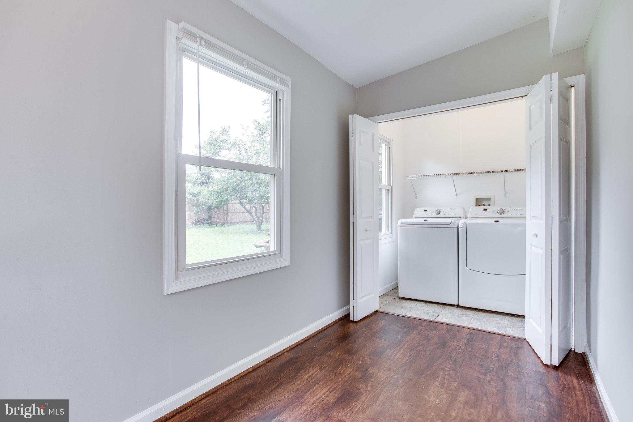 DAMASCUS OUTSIDE - Residential