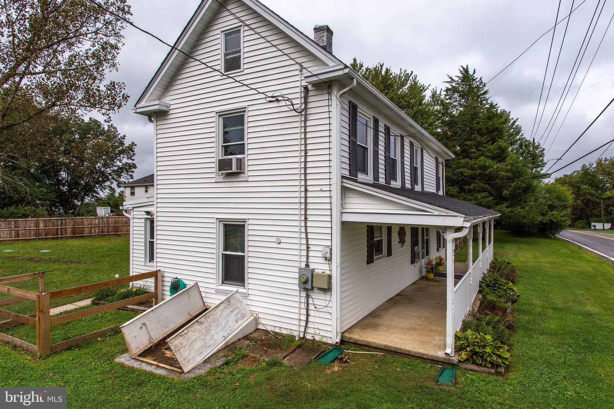 DAMASCUS OUTSIDE - Residential