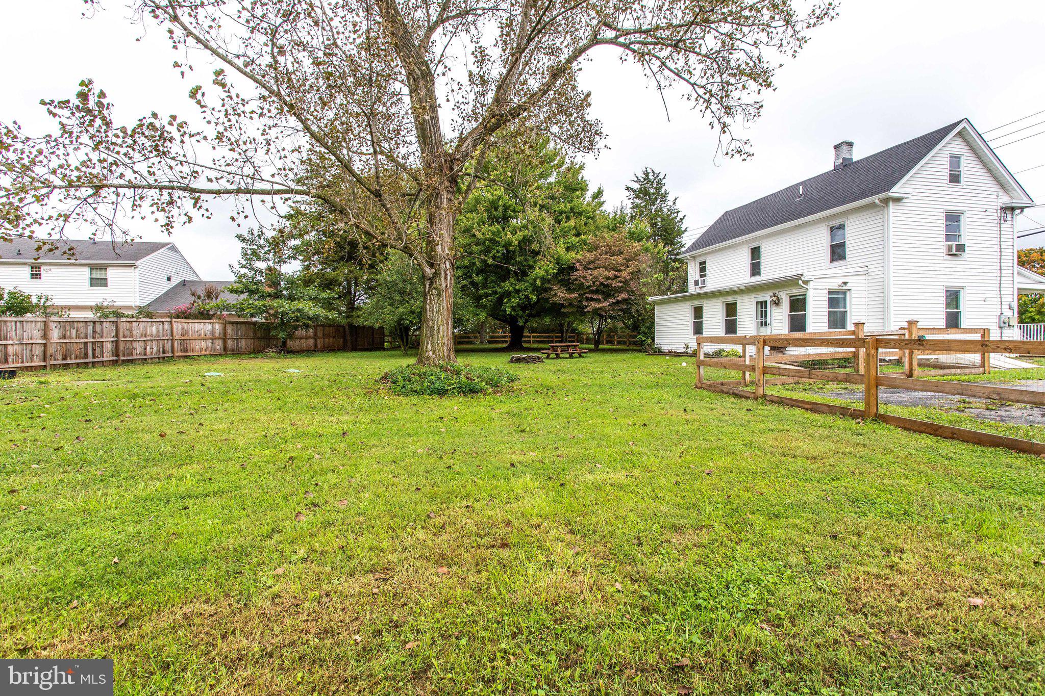 DAMASCUS OUTSIDE - Residential