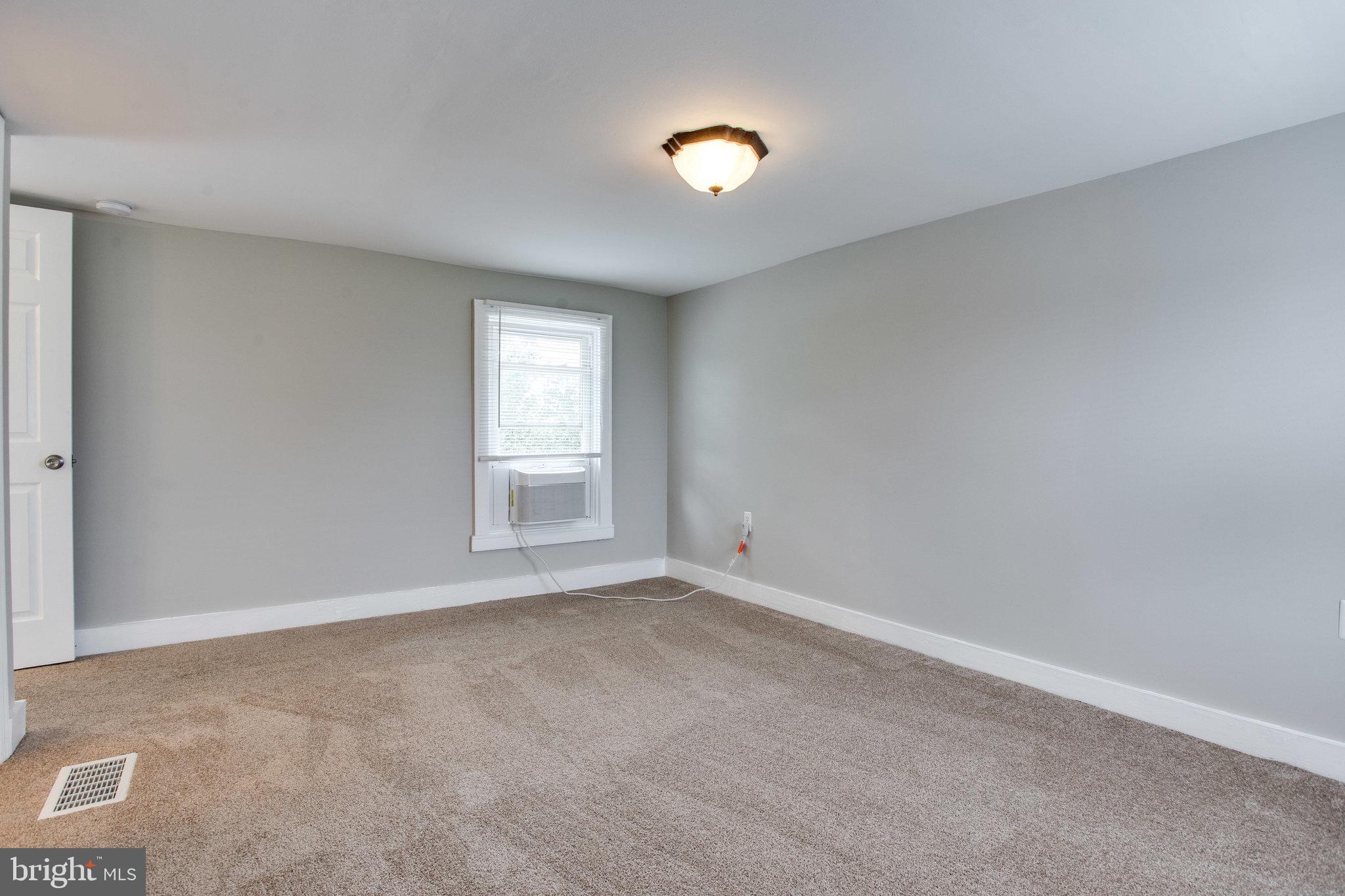 DAMASCUS OUTSIDE - Residential