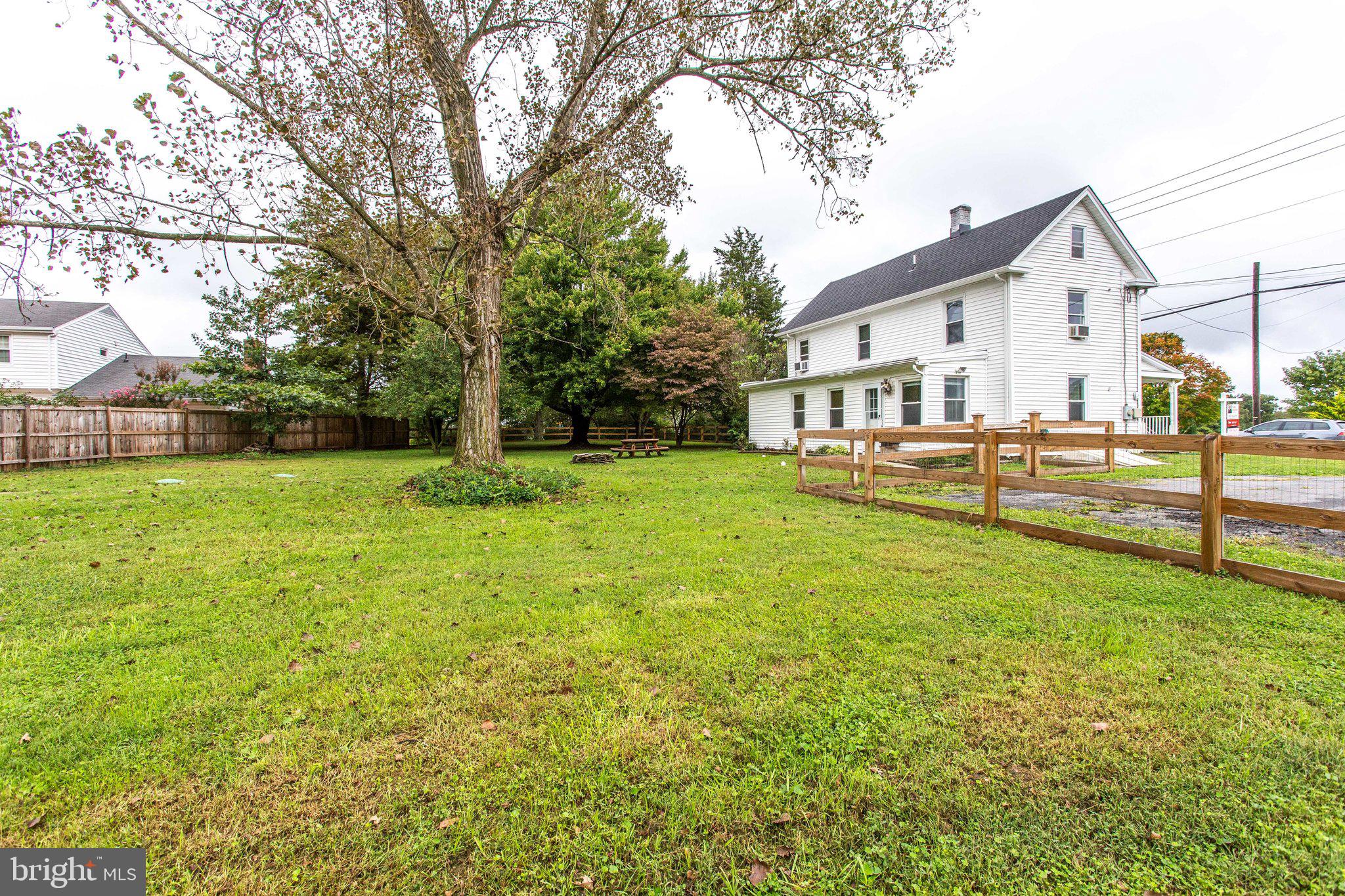 DAMASCUS OUTSIDE - Residential