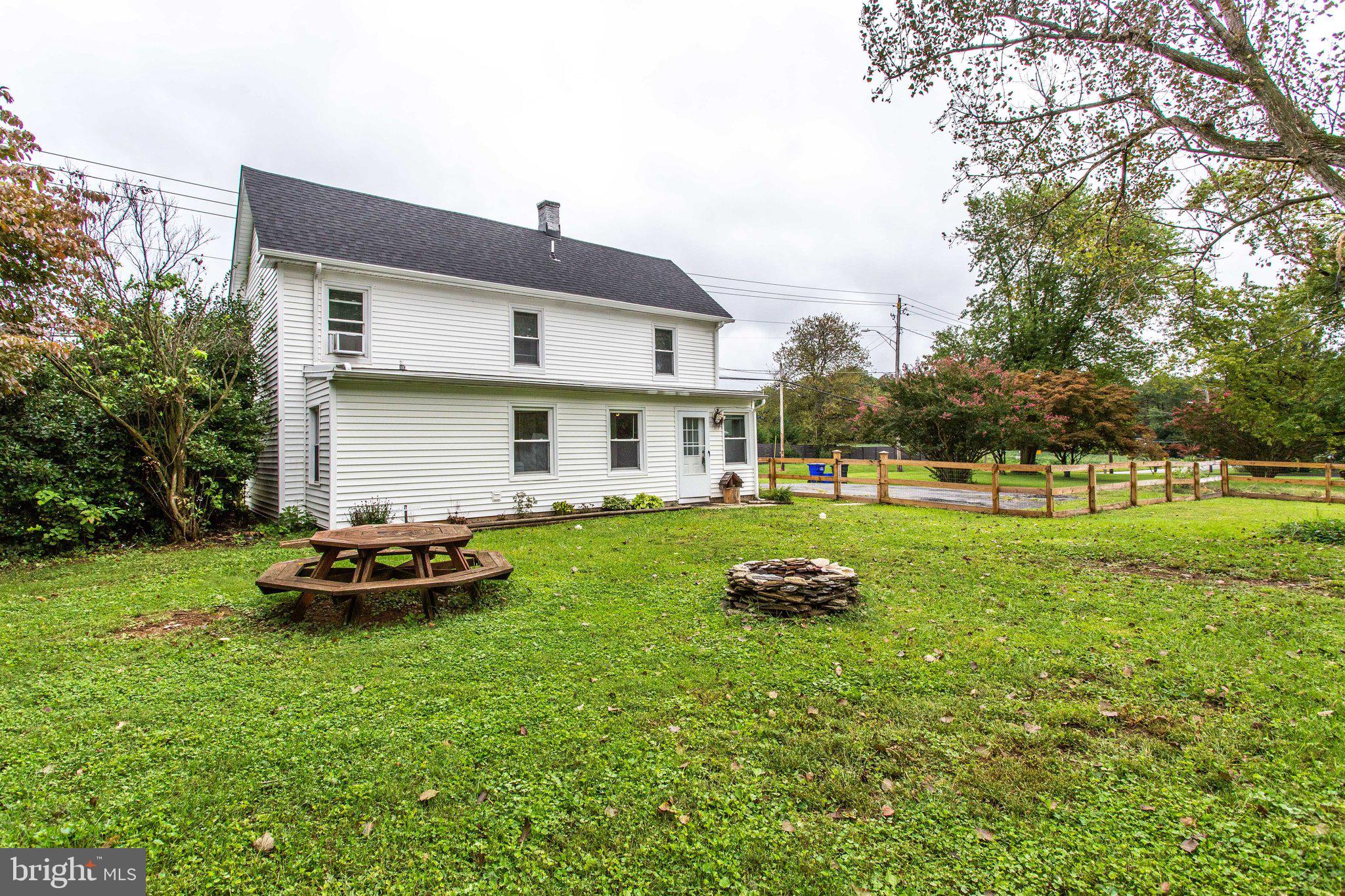 DAMASCUS OUTSIDE - Residential