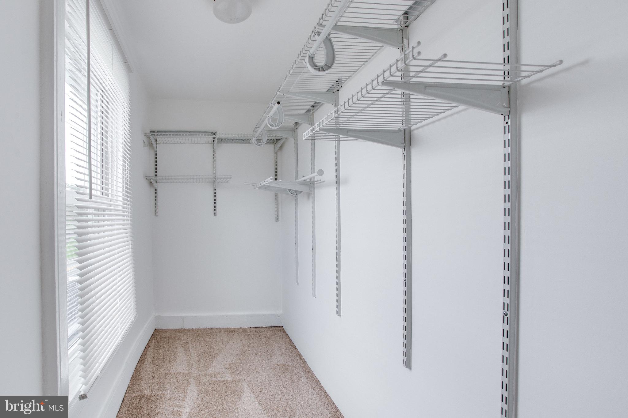 DAMASCUS OUTSIDE - Residential