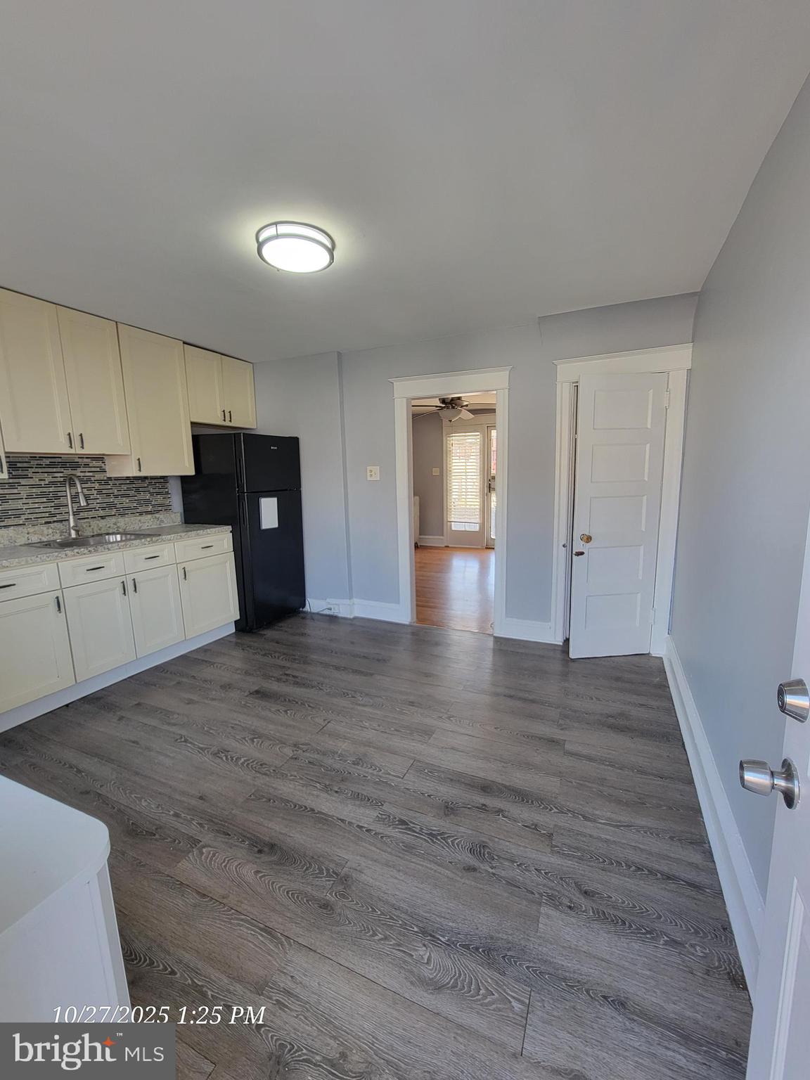 WEST OAK LANE - Residential