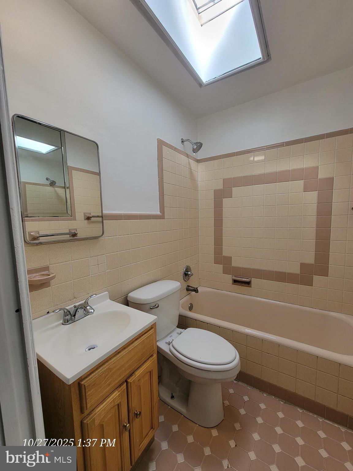 WEST OAK LANE - Residential