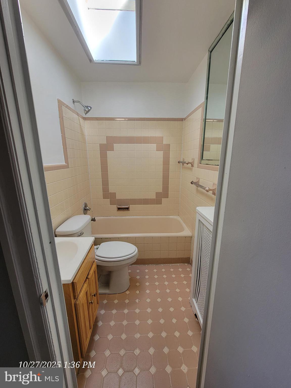 WEST OAK LANE - Residential