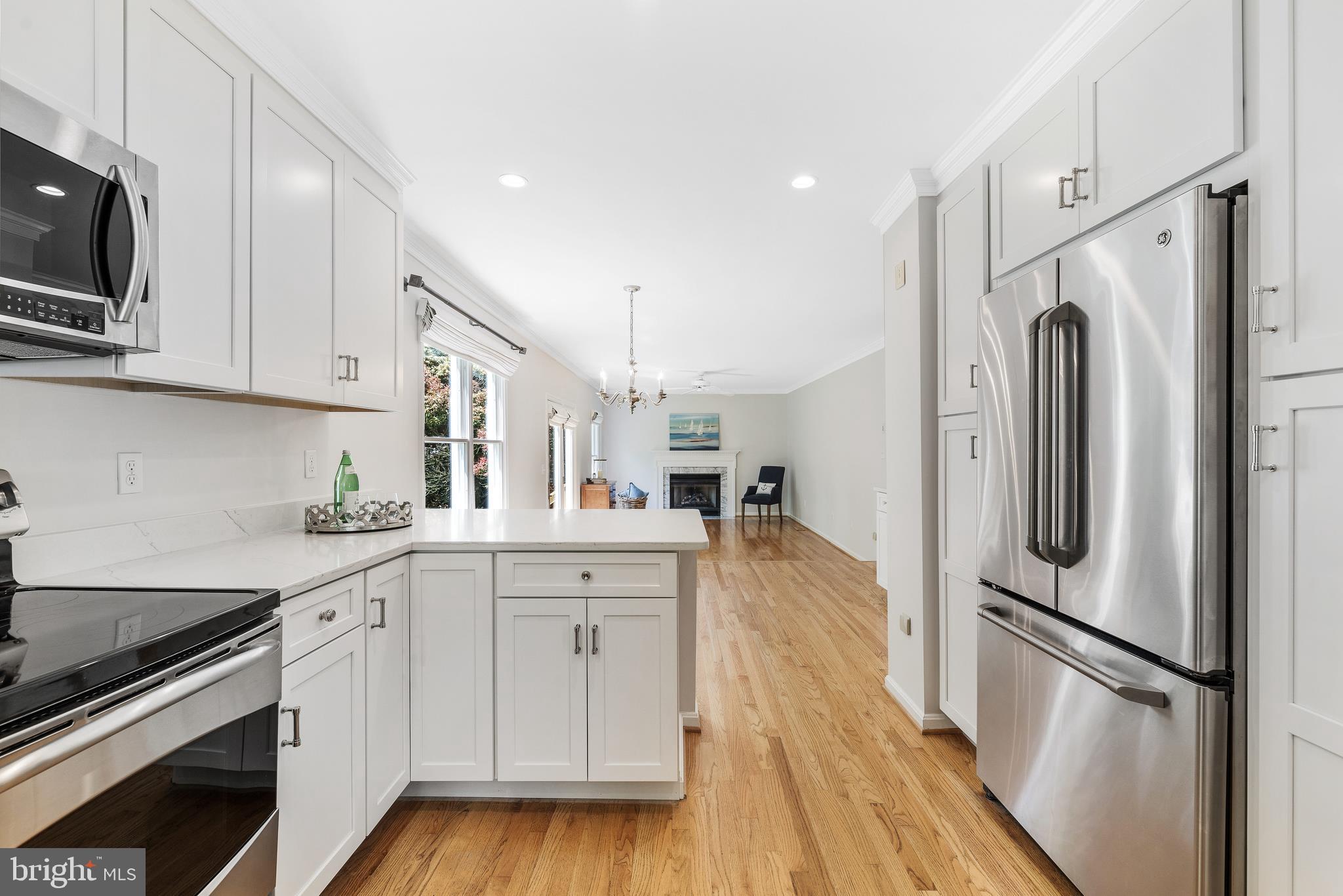 HUNT MEADOW - Residential