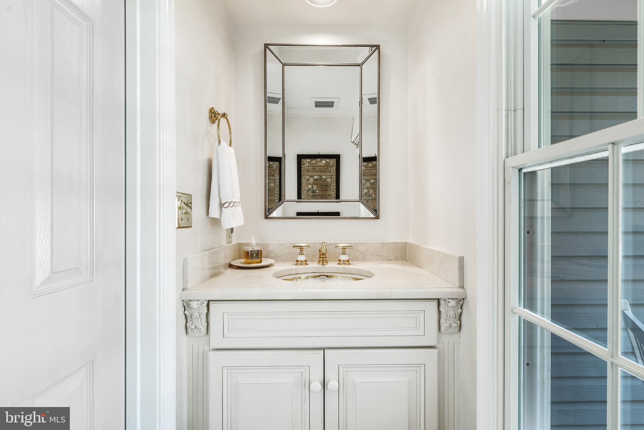 HUNT MEADOW - Residential