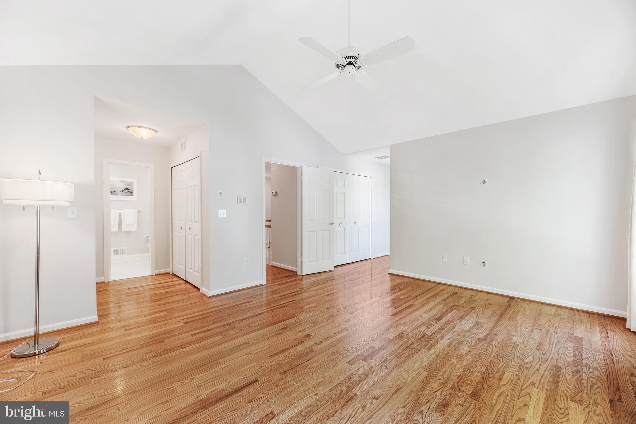 HUNT MEADOW - Residential