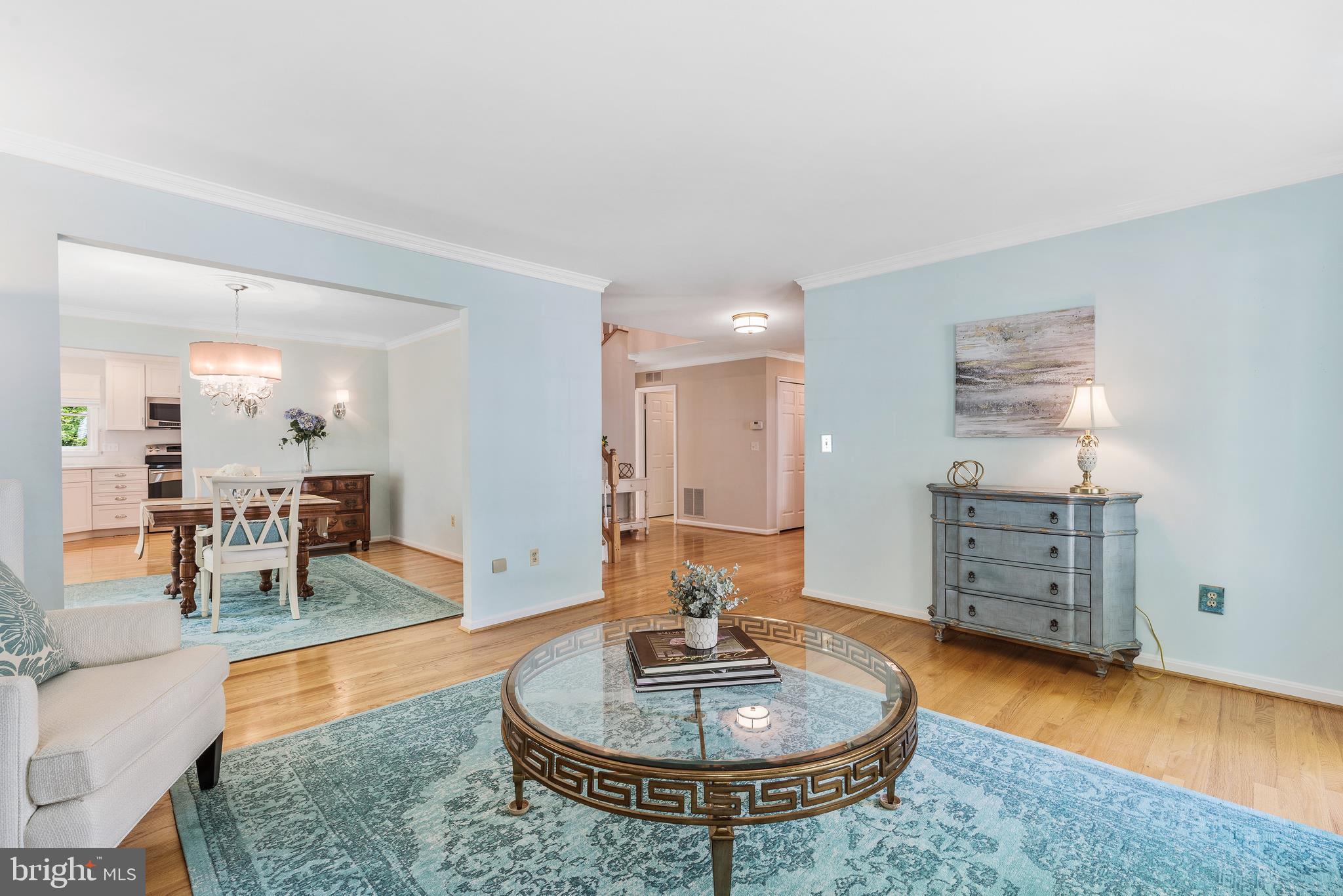 HUNT MEADOW - Residential