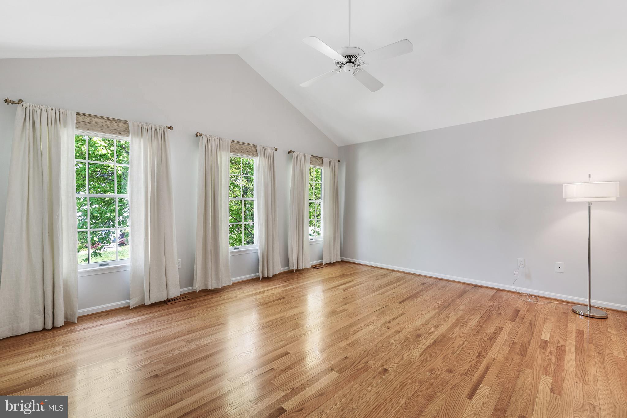 HUNT MEADOW - Residential