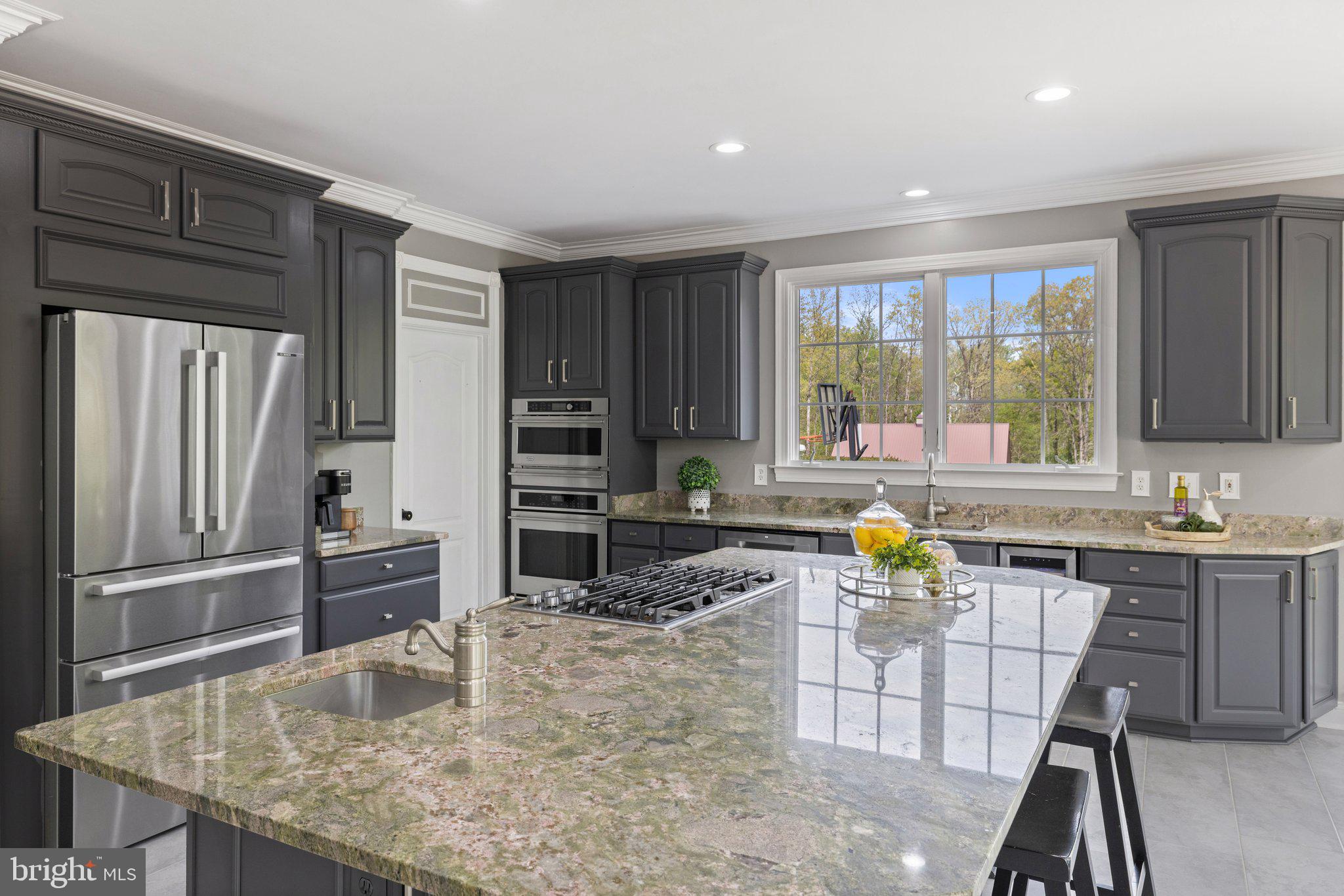 KENDALL KNOLLS - Residential