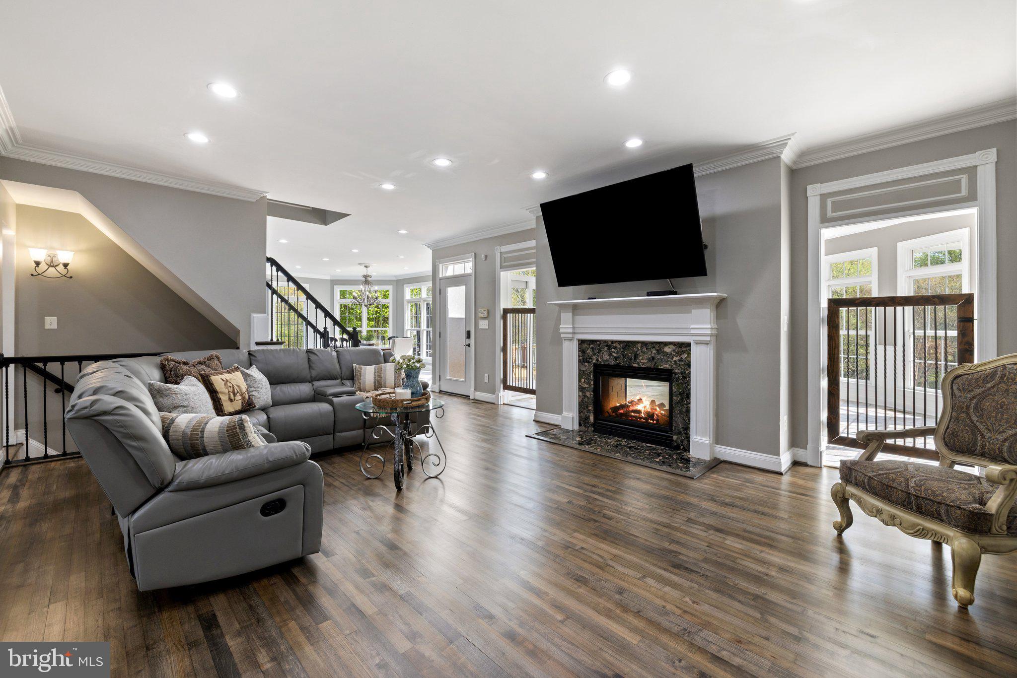 KENDALL KNOLLS - Residential