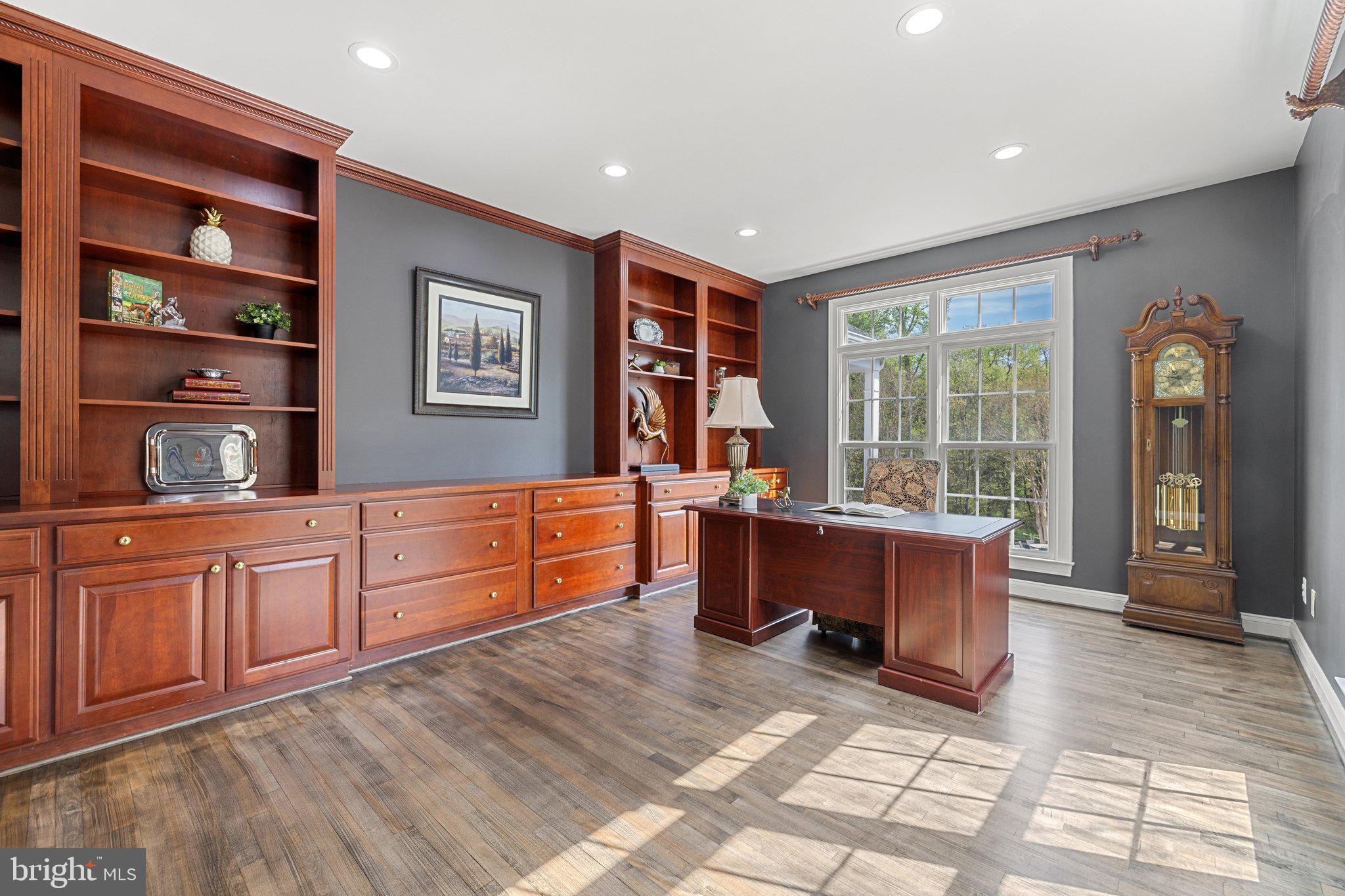 KENDALL KNOLLS - Residential