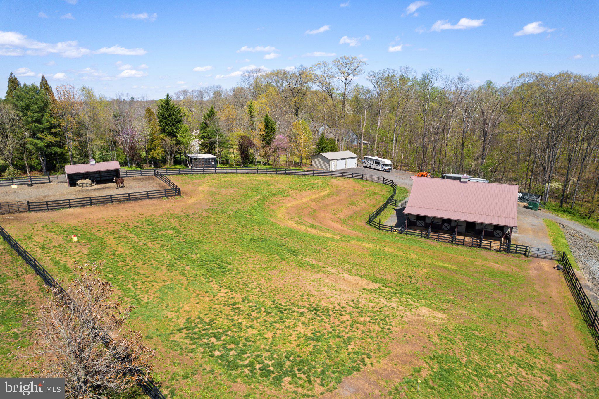 KENDALL KNOLLS - Residential