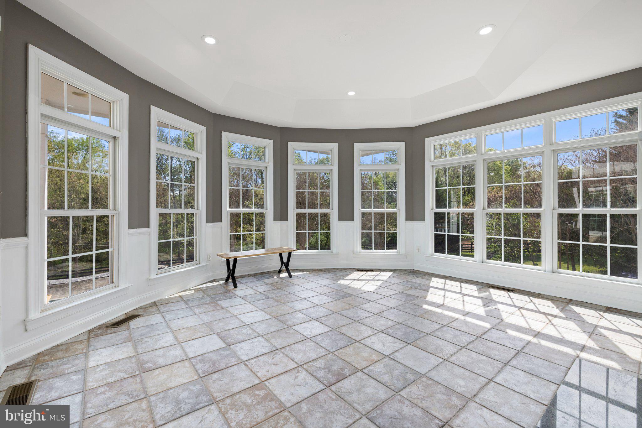 KENDALL KNOLLS - Residential