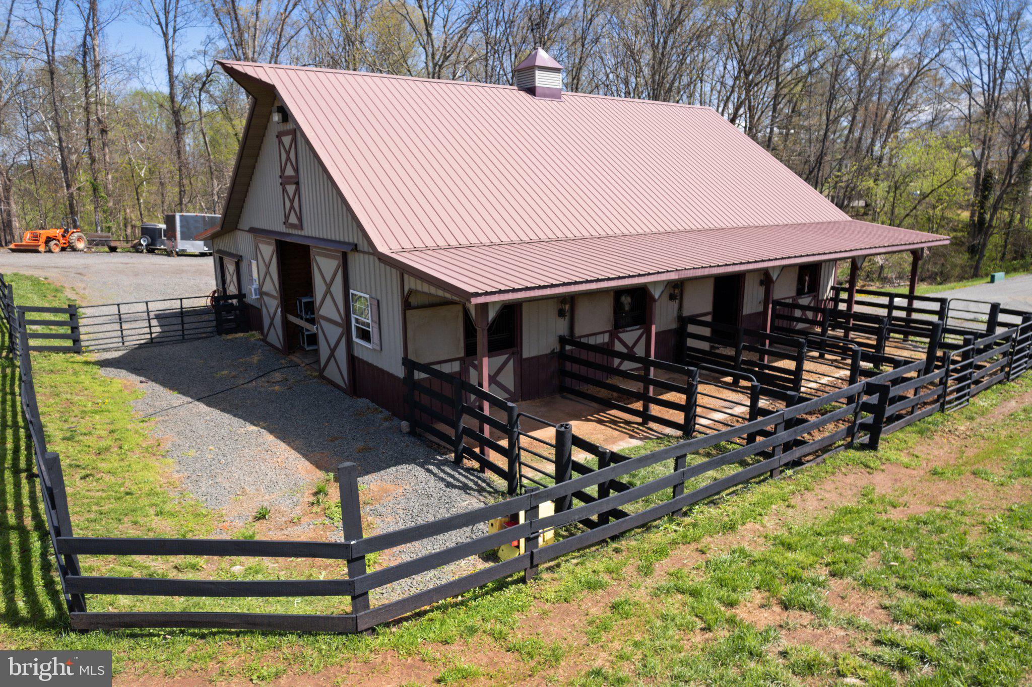 KENDALL KNOLLS - Residential