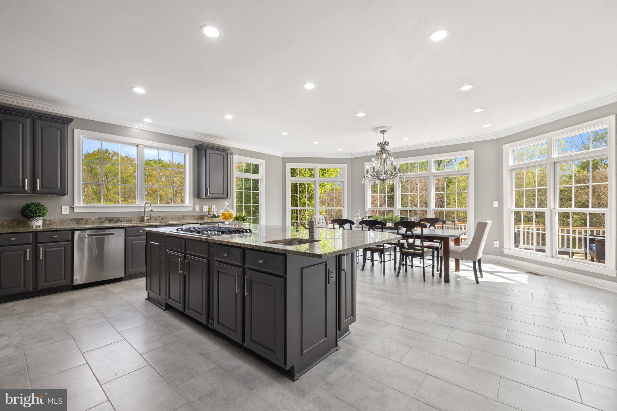 KENDALL KNOLLS - Residential