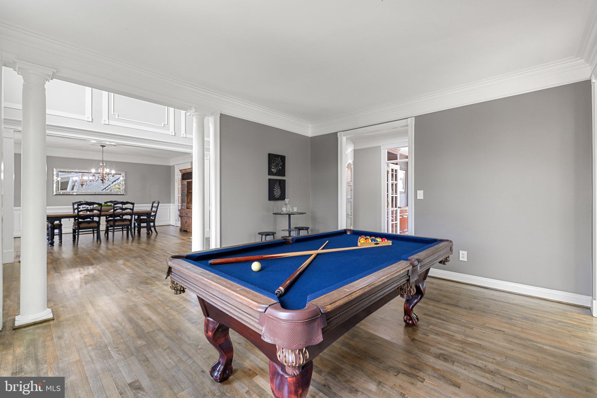 KENDALL KNOLLS - Residential