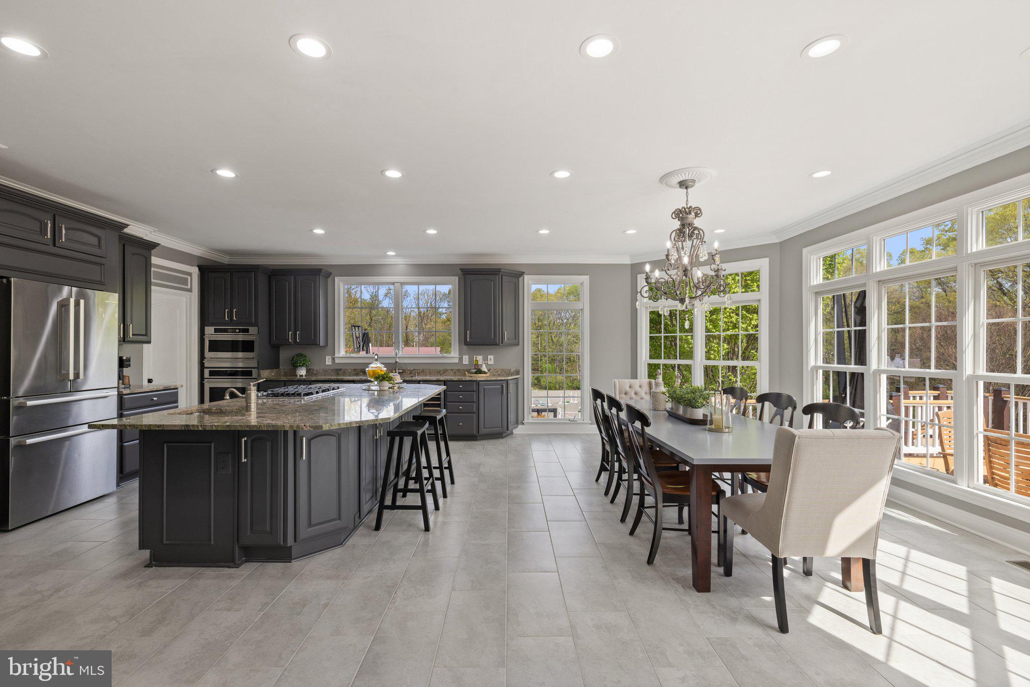 KENDALL KNOLLS - Residential