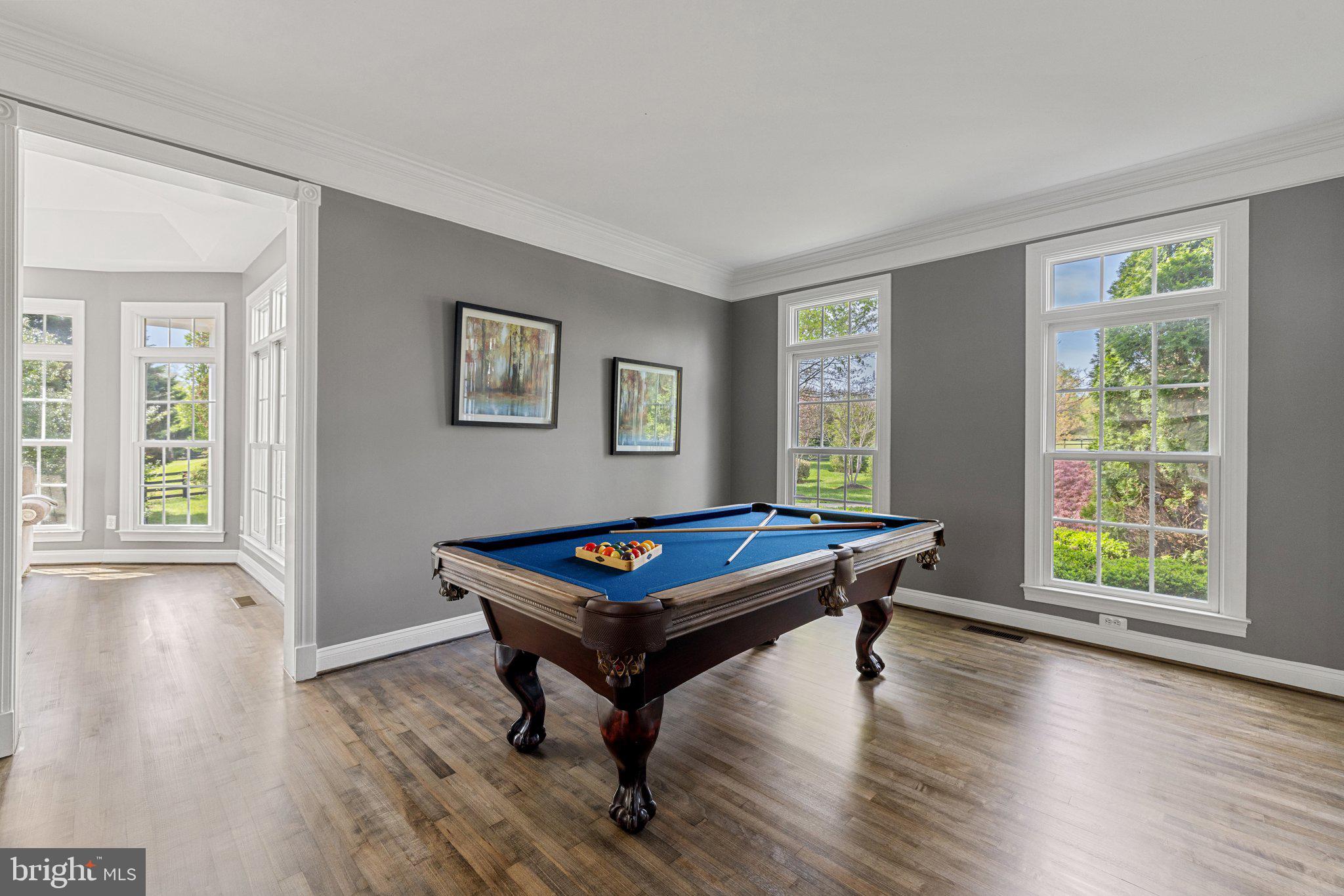 KENDALL KNOLLS - Residential