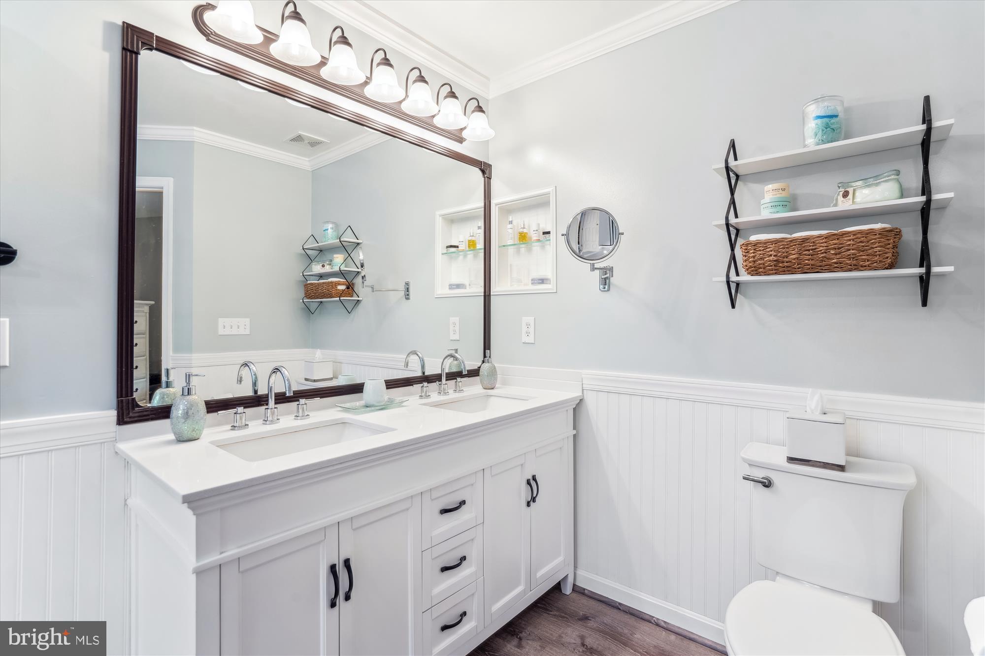 CAPE ST CLAIRE - Residential