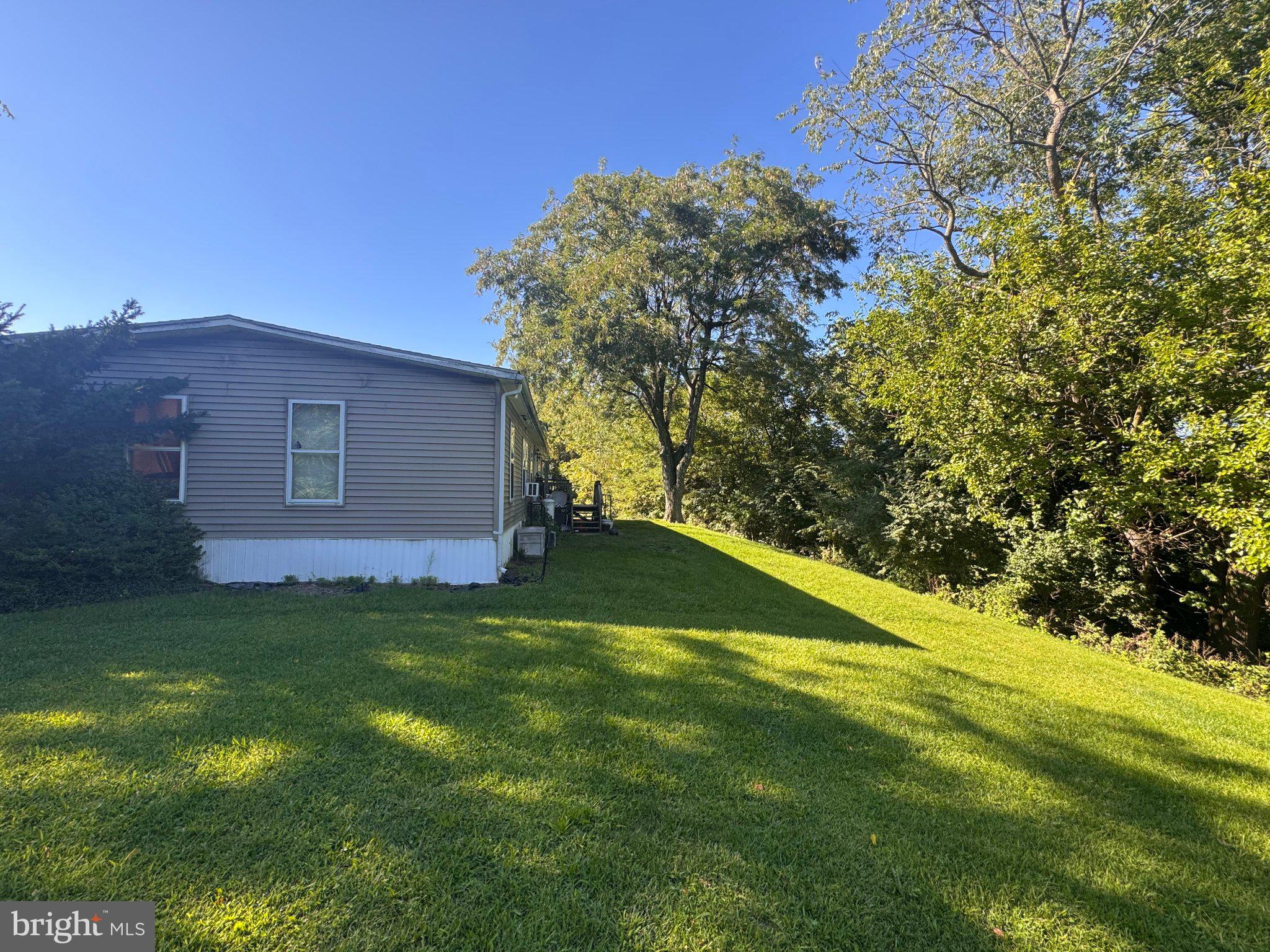 6175 SEANOR COURT