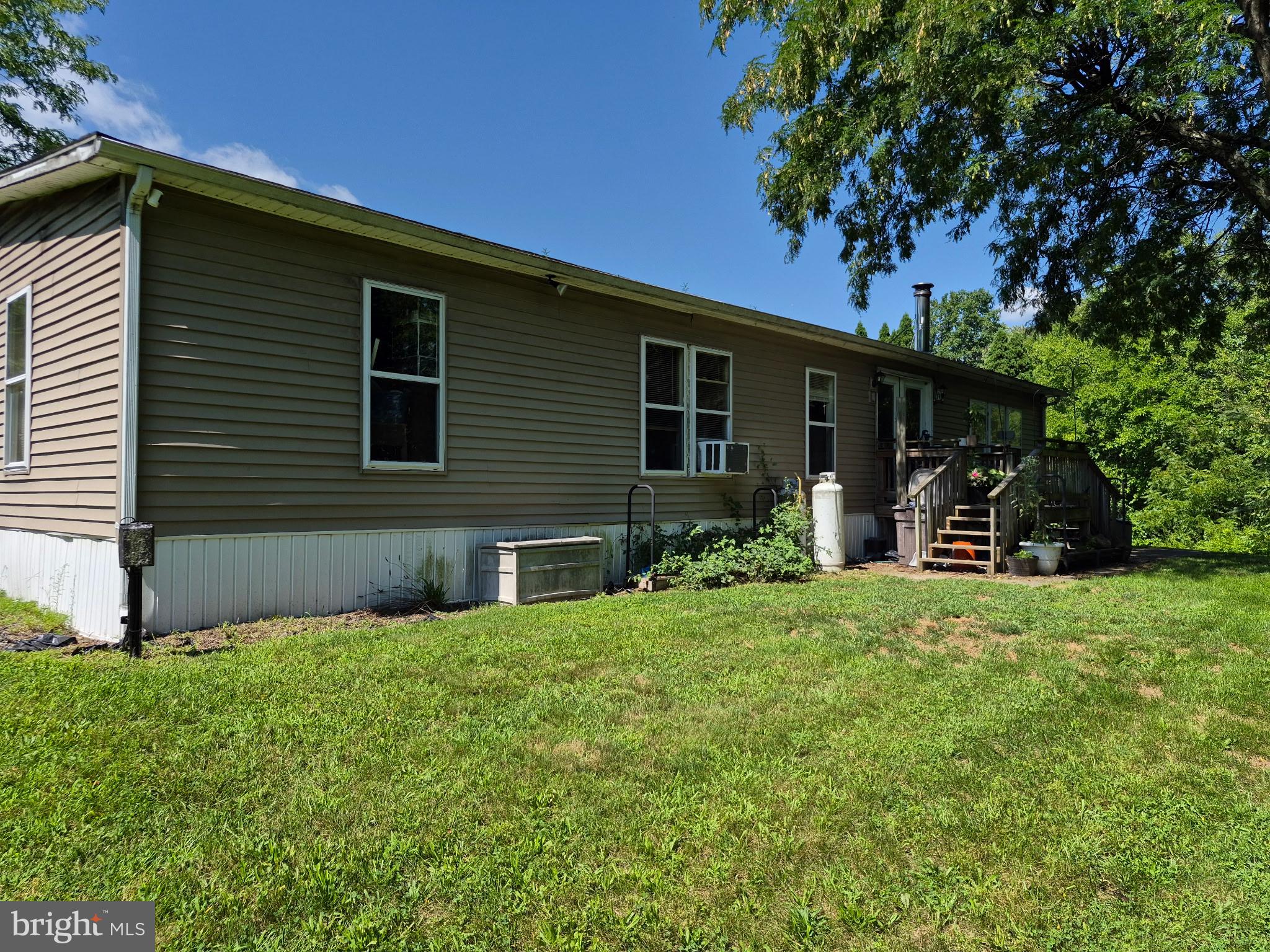 6175 SEANOR COURT