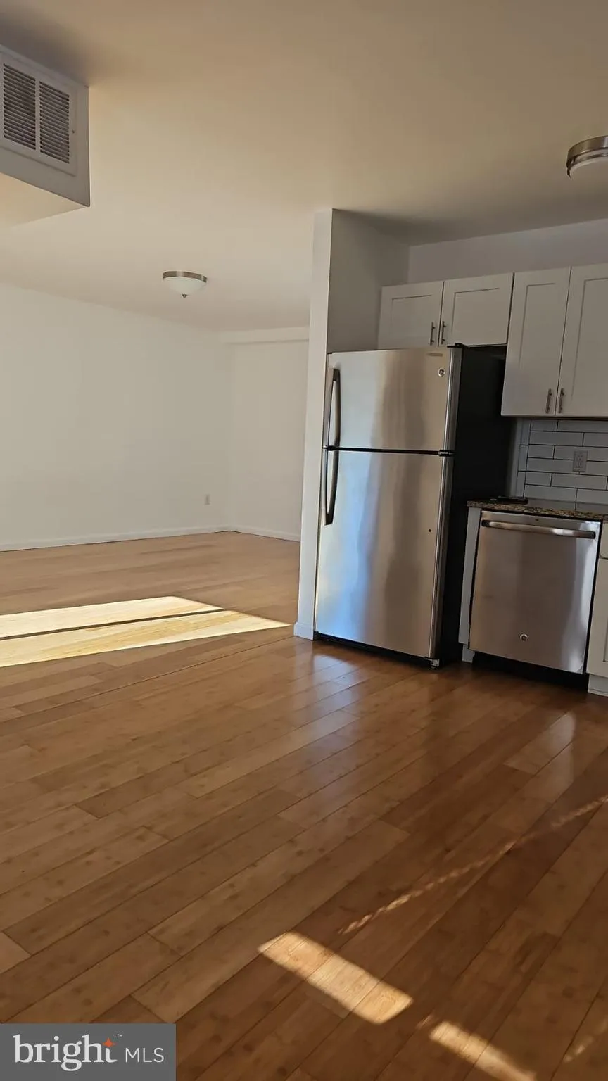 Burlington, New Jersey 08016, United States, 1 Bedroom Bedrooms, ,1 BathroomBathrooms,Residential,Contingent,80591