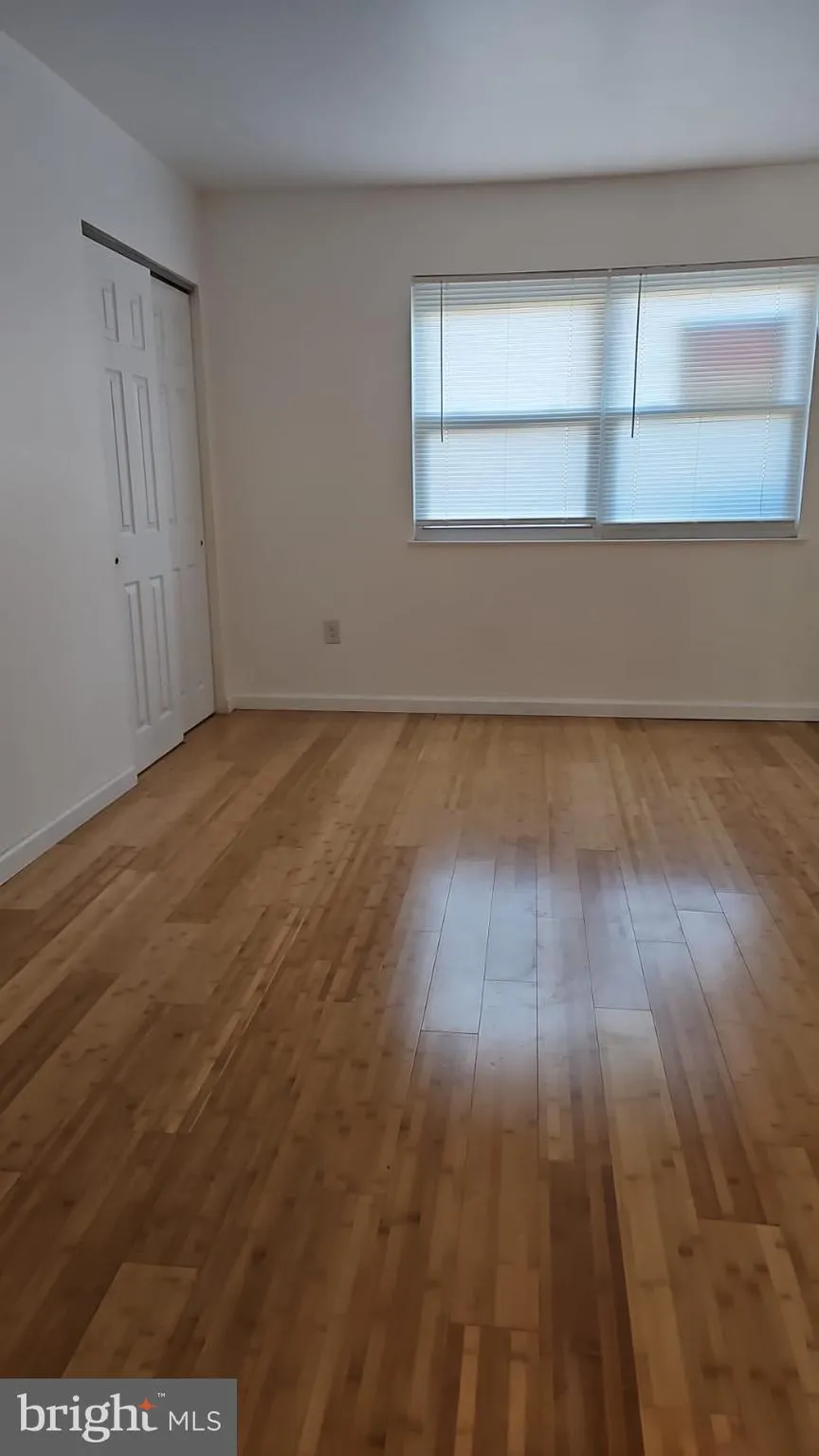 Burlington, New Jersey 08016, United States, 1 Bedroom Bedrooms, ,1 BathroomBathrooms,Residential,Contingent,80591