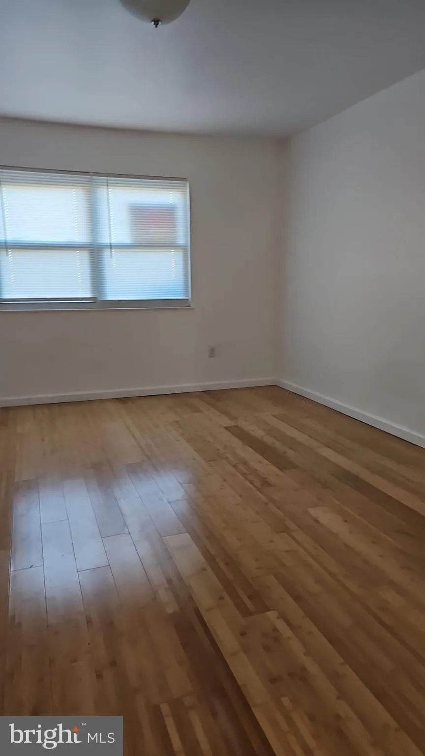 Burlington, New Jersey 08016, United States, 1 Bedroom Bedrooms, ,1 BathroomBathrooms,Residential,Contingent,80591