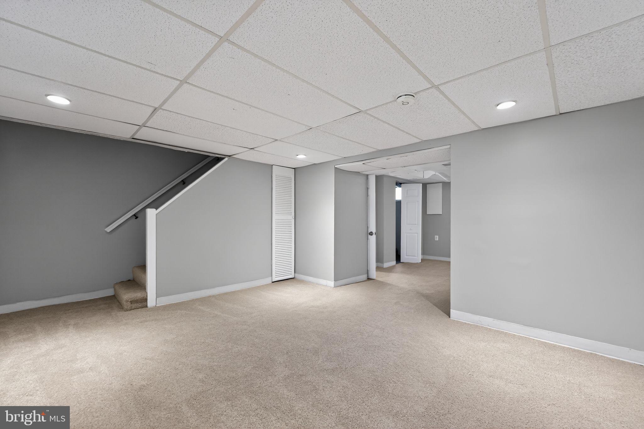 CHINQUAPIN PARK - Residential