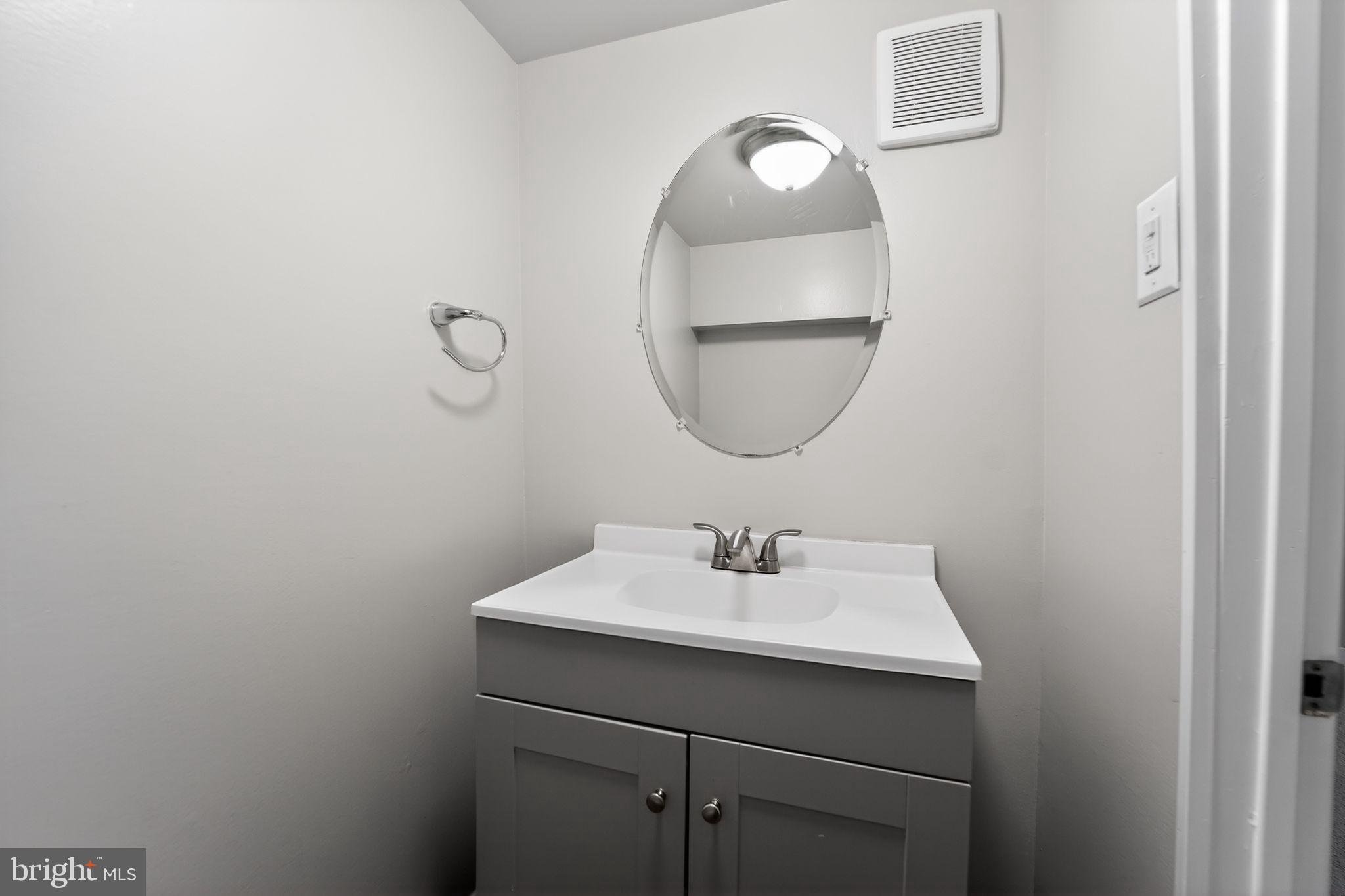 CHINQUAPIN PARK - Residential