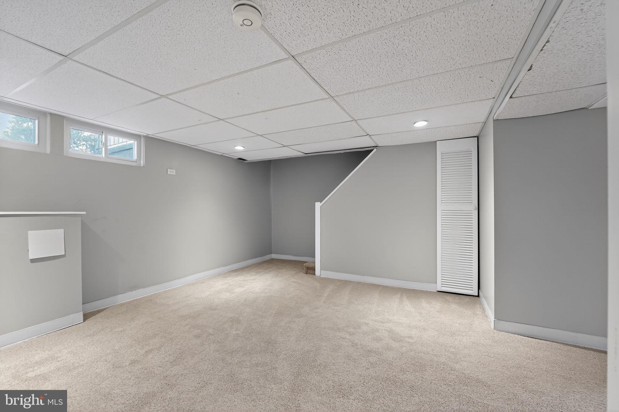CHINQUAPIN PARK - Residential