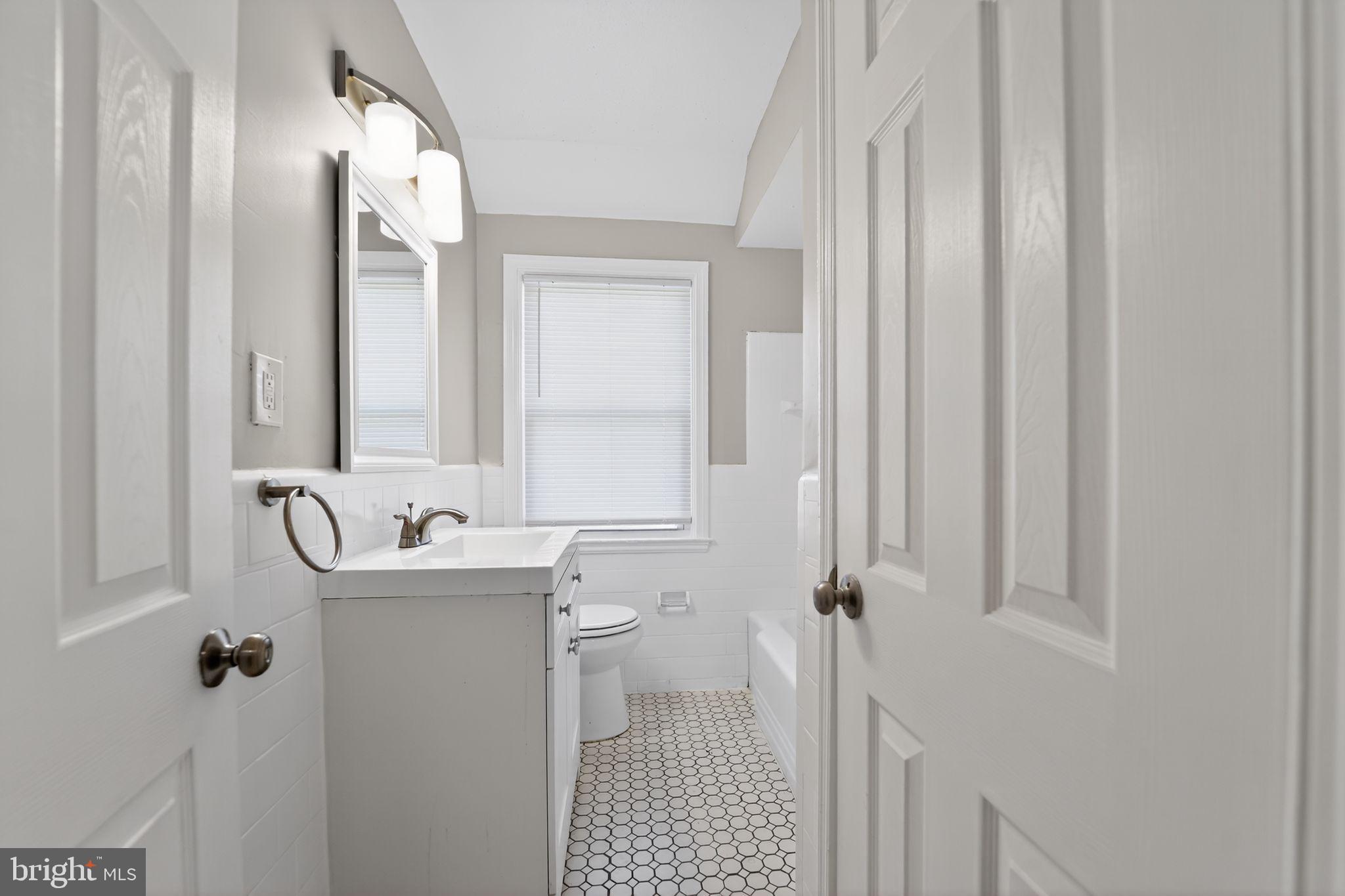 CHINQUAPIN PARK - Residential