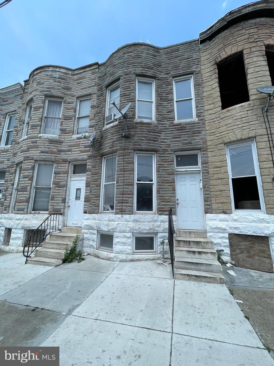 Great opportunity for investors looking in 21211 in the Sandtown-Winchester district of Baltimore. This single-family rowhome with three bedrooms and one bathroom has the potential to be transformed into a stunning home or investment property. Also, it's conveniently located near Druid Hill Park! Rental prices for renovated properties in the area range from $1350-$1550. Recent sales of renovated homes in the area: 820 N Fulton Avenue sold for $150,000. 1010 Appleton Street for $140,000. All offers will be presented, $5000 deposit, proof of funds, as-is, buyer accepts for U&O. Don't miss out on this fantastic opportunity - book your showing today and take the first step towards realizing your investment!