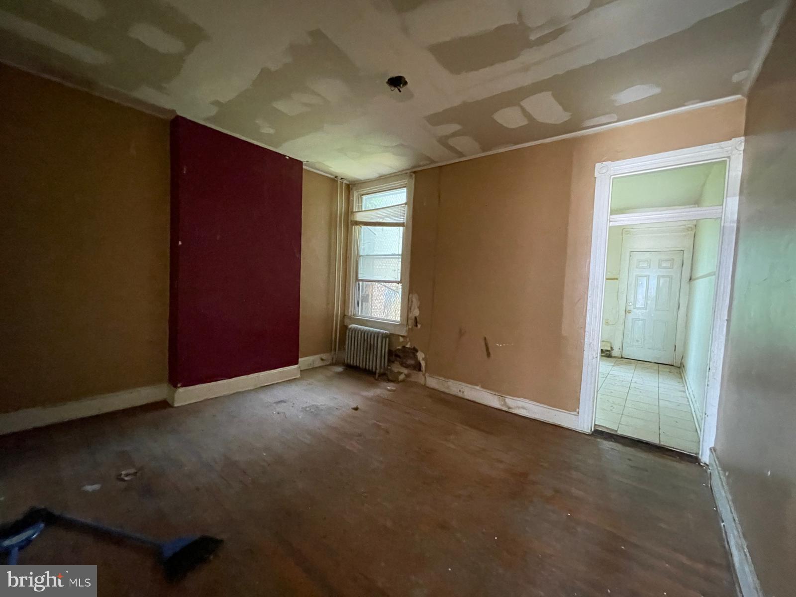 SANDTOWN-WINCHESTER - Residential