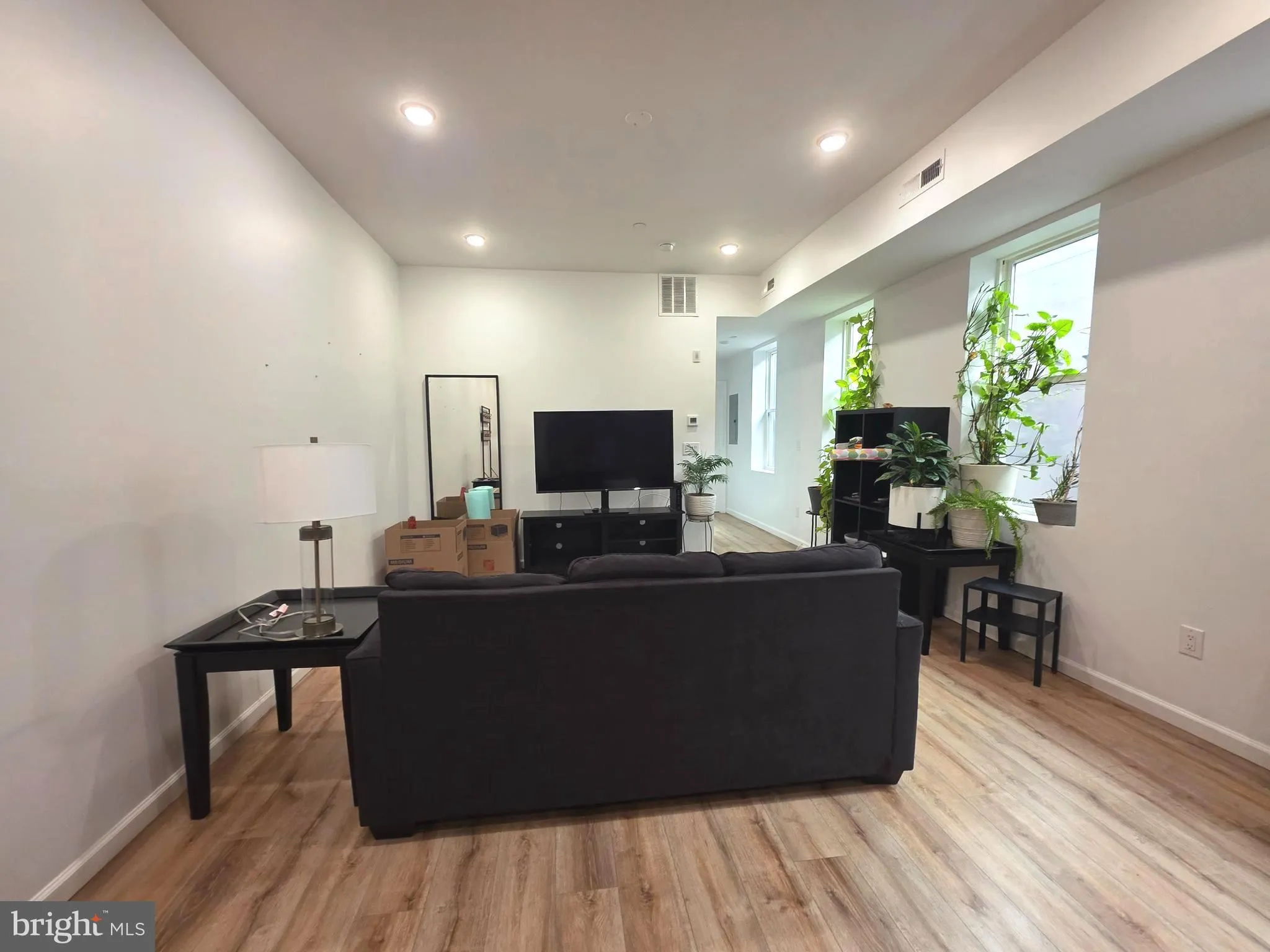 Philadelphia, Pennsylvania 19147, United States, 1 Bedroom Bedrooms, ,1 BathroomBathrooms,Residential,Active,231009