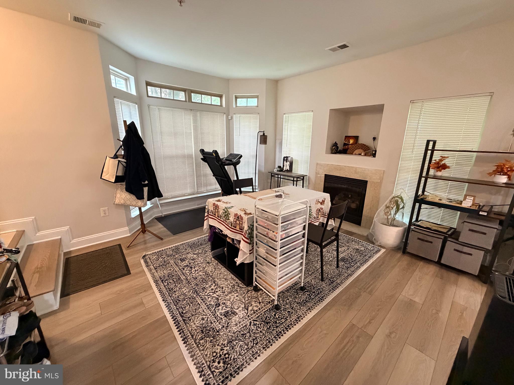 21174 DOMAIN TERRACE