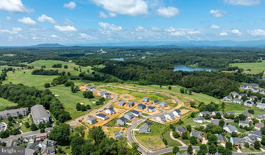 THE GREENS - Residential