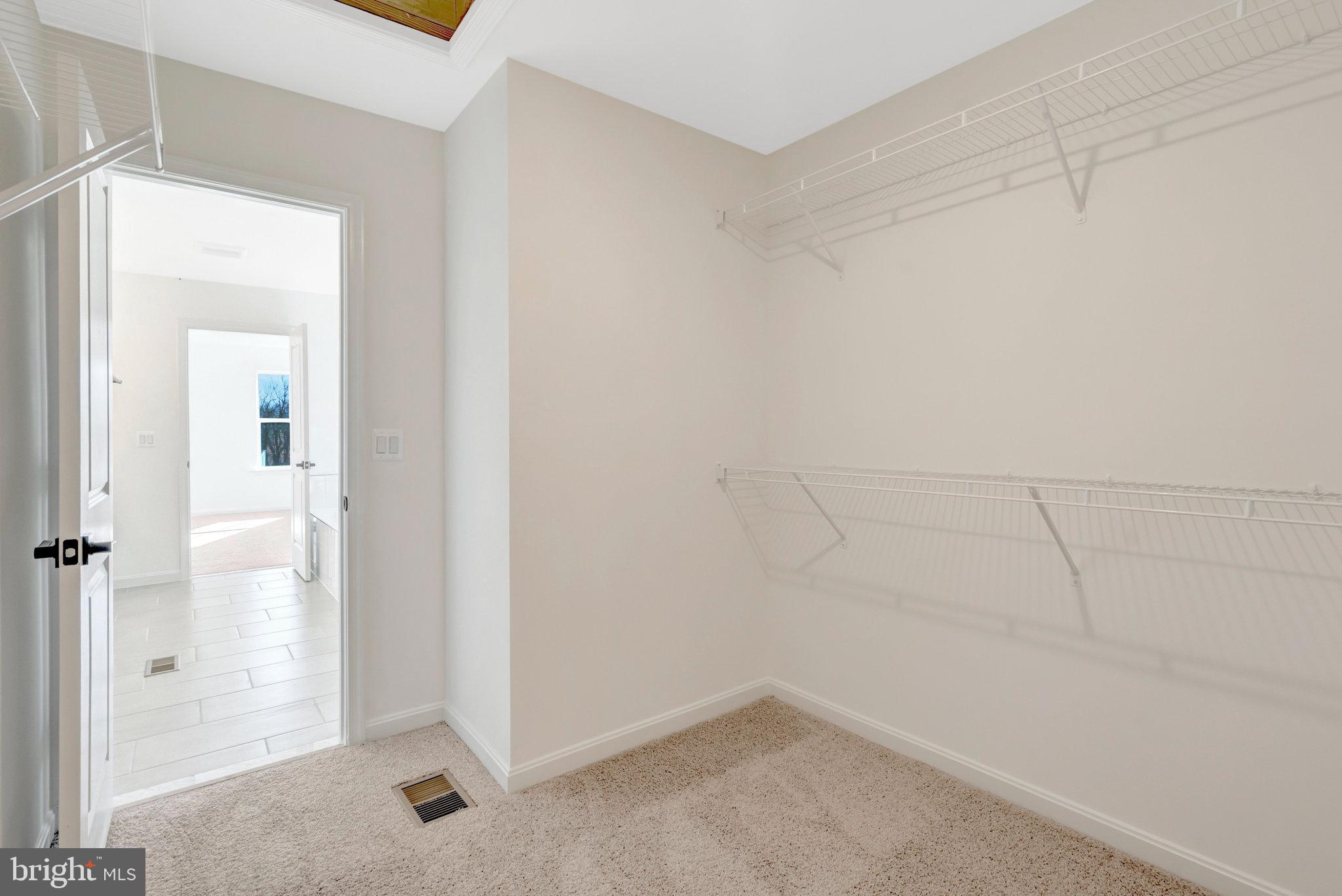 THE GREENS - Residential