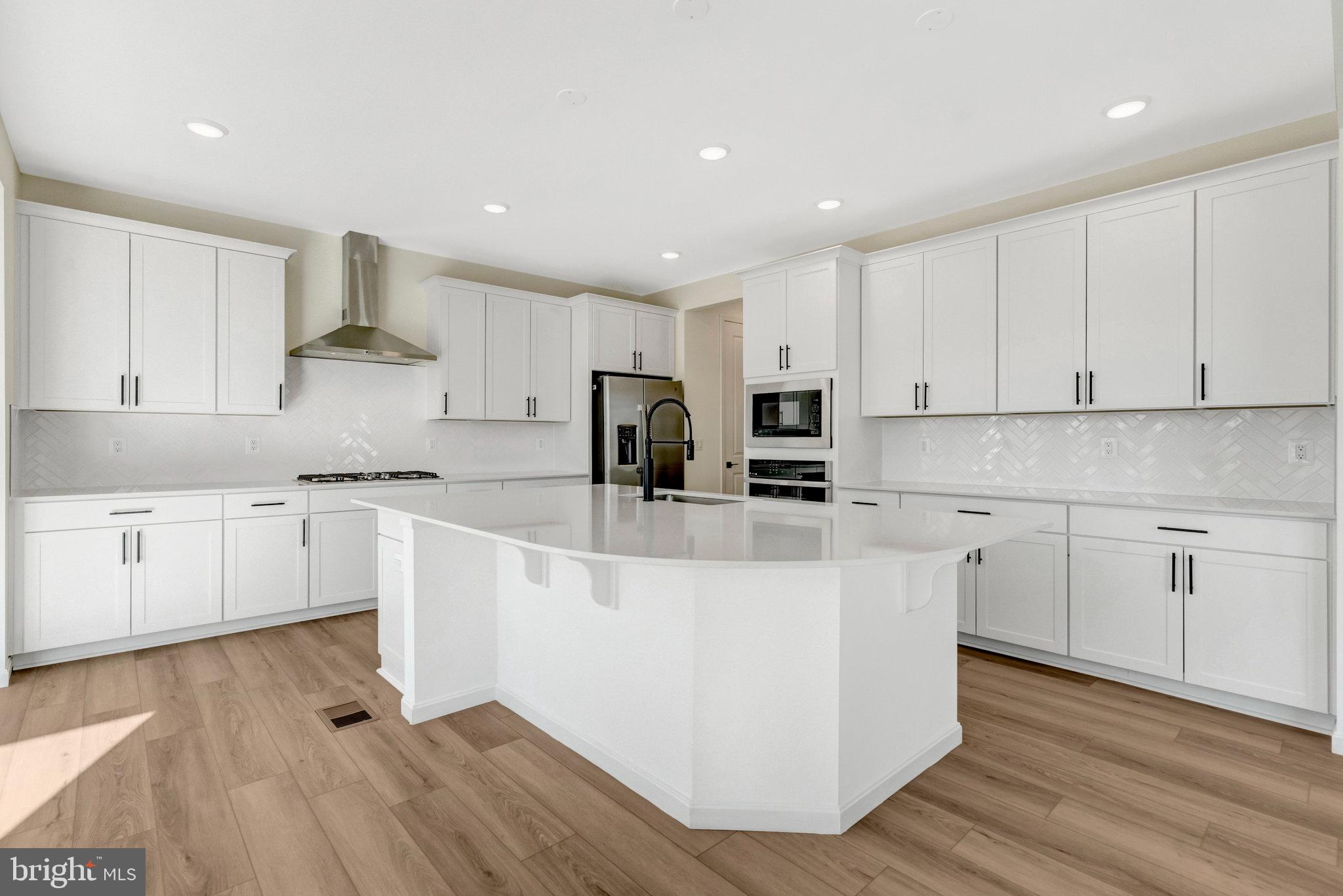 THE GREENS - Residential